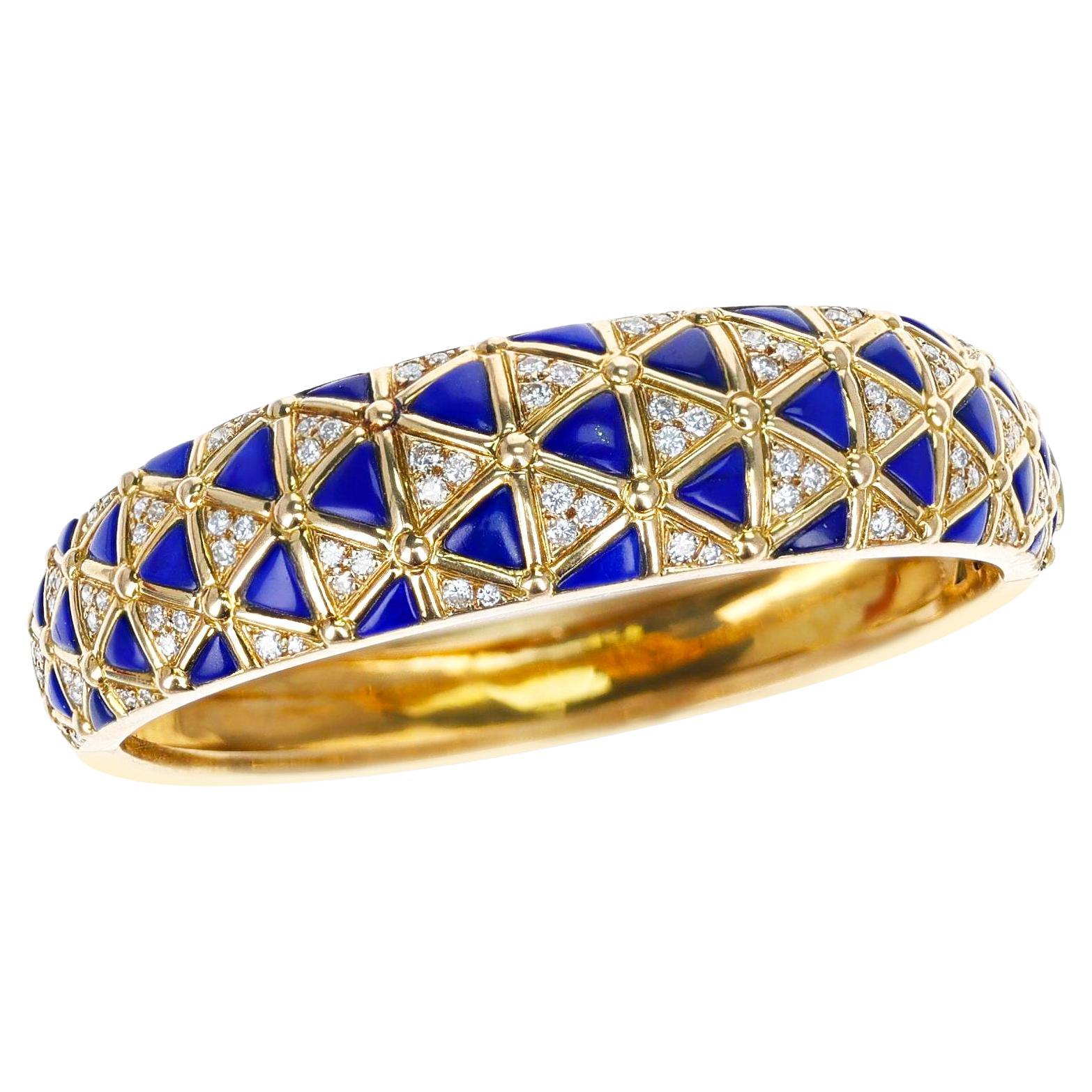 Van Cleef & Arpels, bracelet jonc en lapis-lazuli et diamants, 18 carats en vente