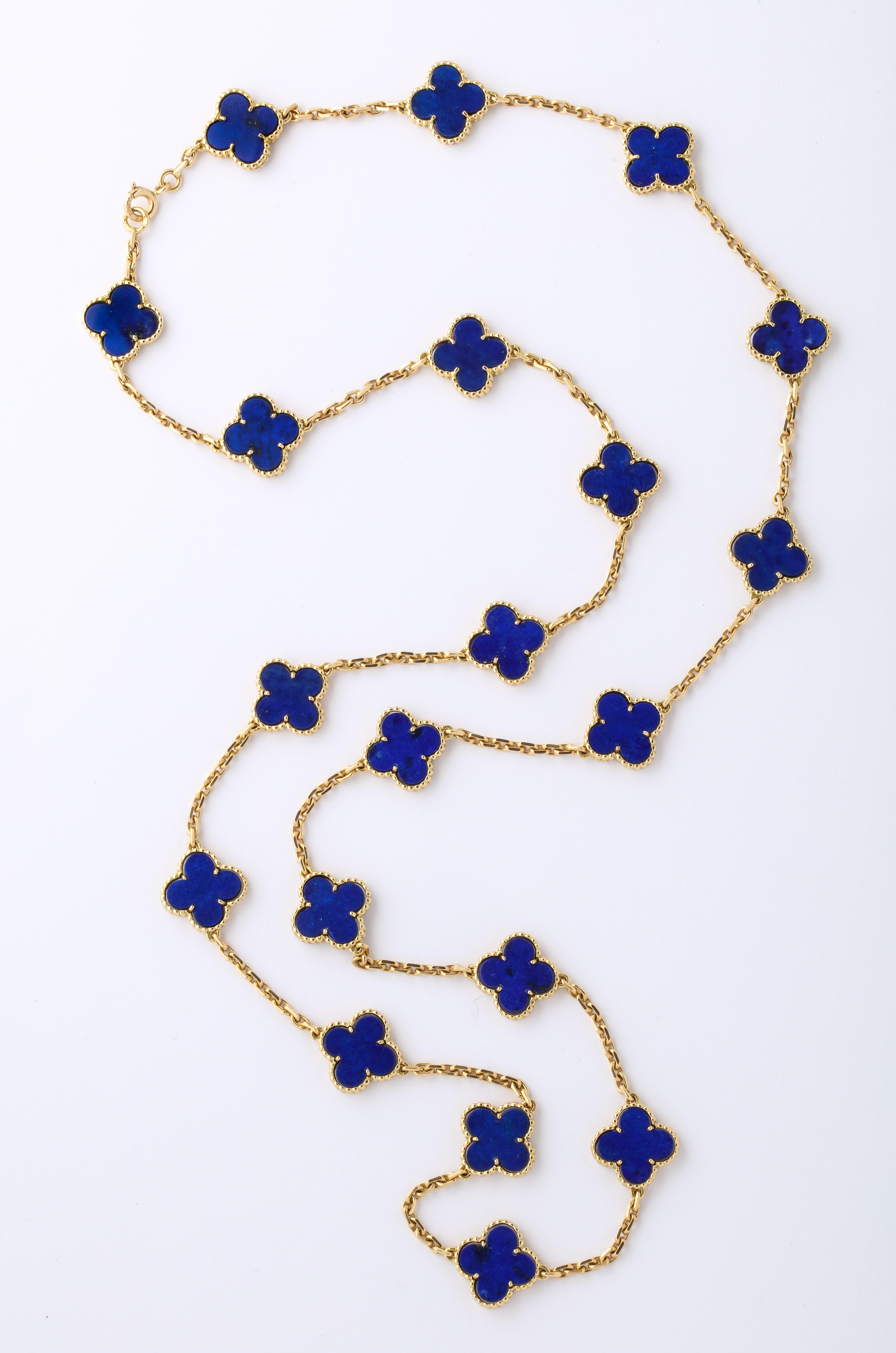 Women's or Men's Van Cleef & Arpels Lapis Lazuli Gold Vintage Alhambra 20 Motif Necklace