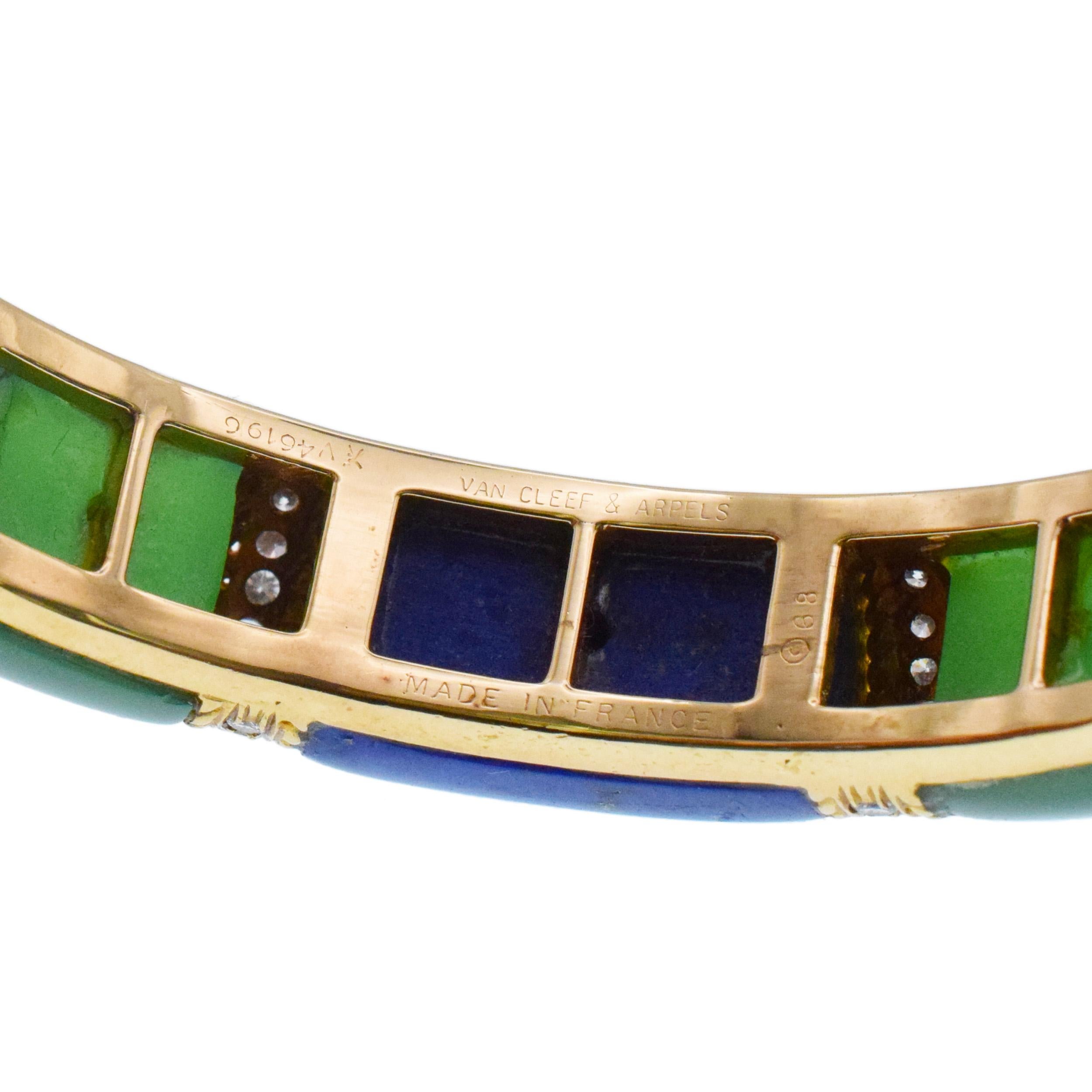 Van Cleef & Arpels Lapis Lazuli, Green Onyx and Diamond Bangle In Excellent Condition For Sale In New York, NY