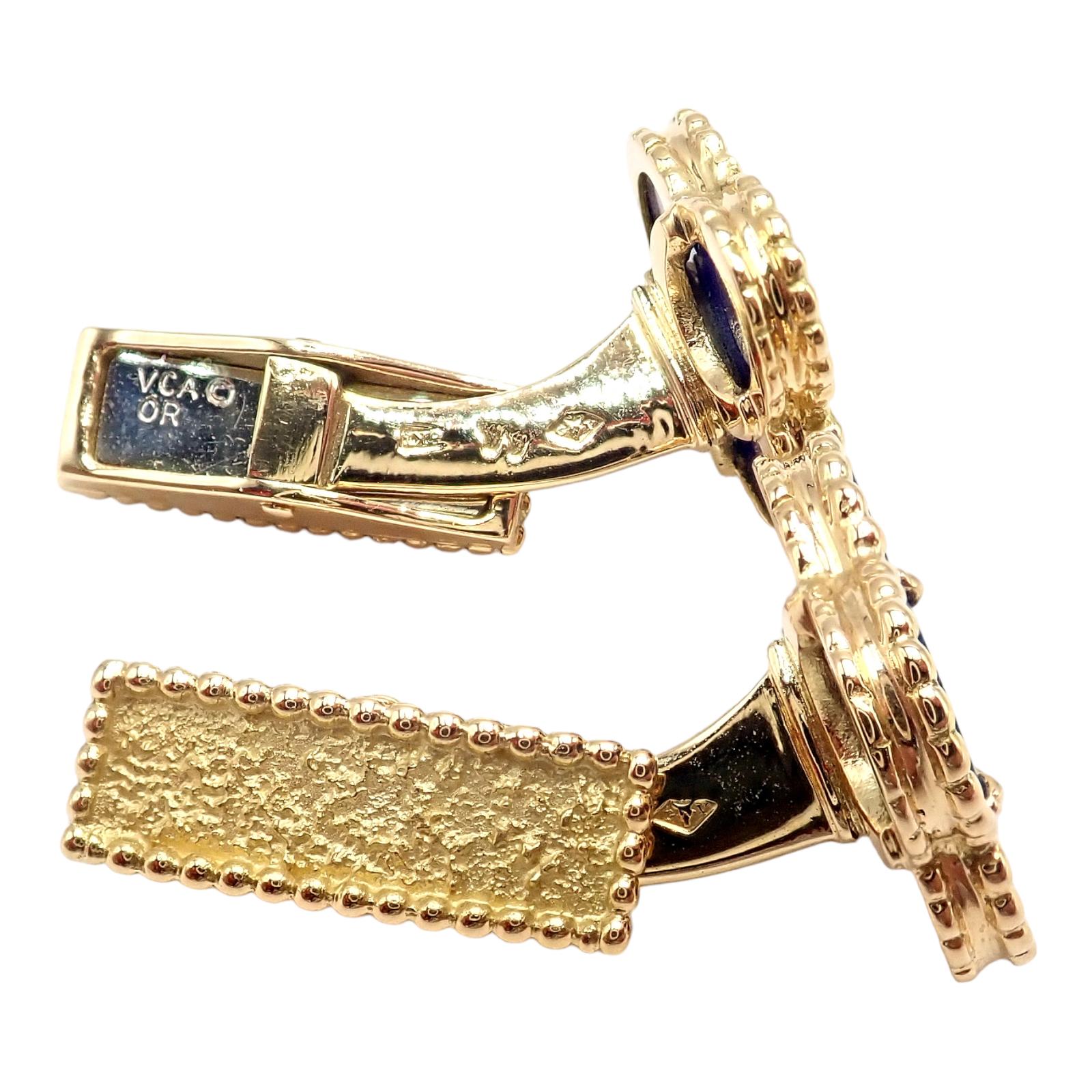 Van Cleef & Arpels Lapis Lazuli Vintage Alhambra Yellow Gold Cufflinks In Excellent Condition For Sale In Holland, PA