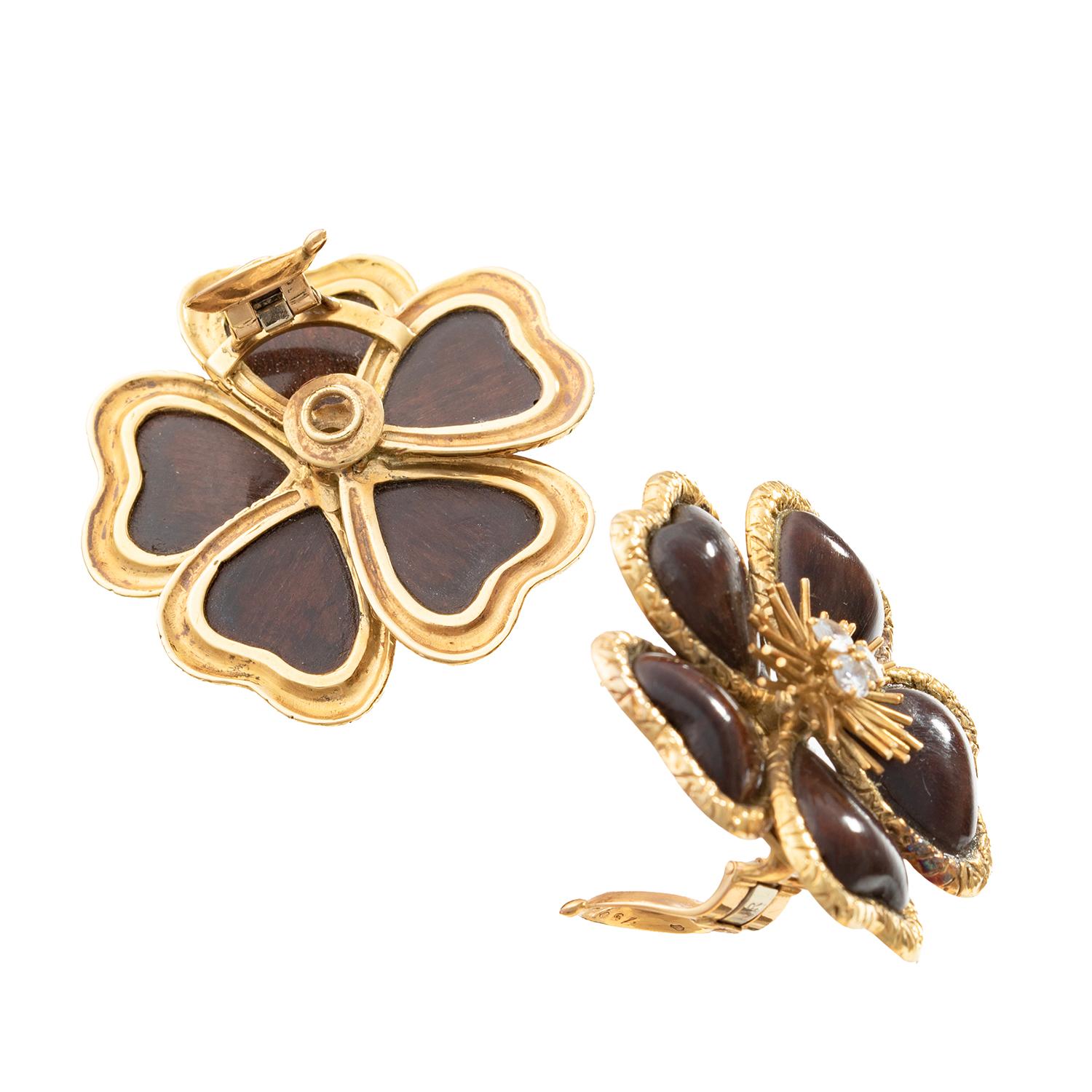 Taille brillant Van Cleef & Arpels Boucles d'oreilles clip en or jaune 18 ct avec diamant et Wood Clematis en vente