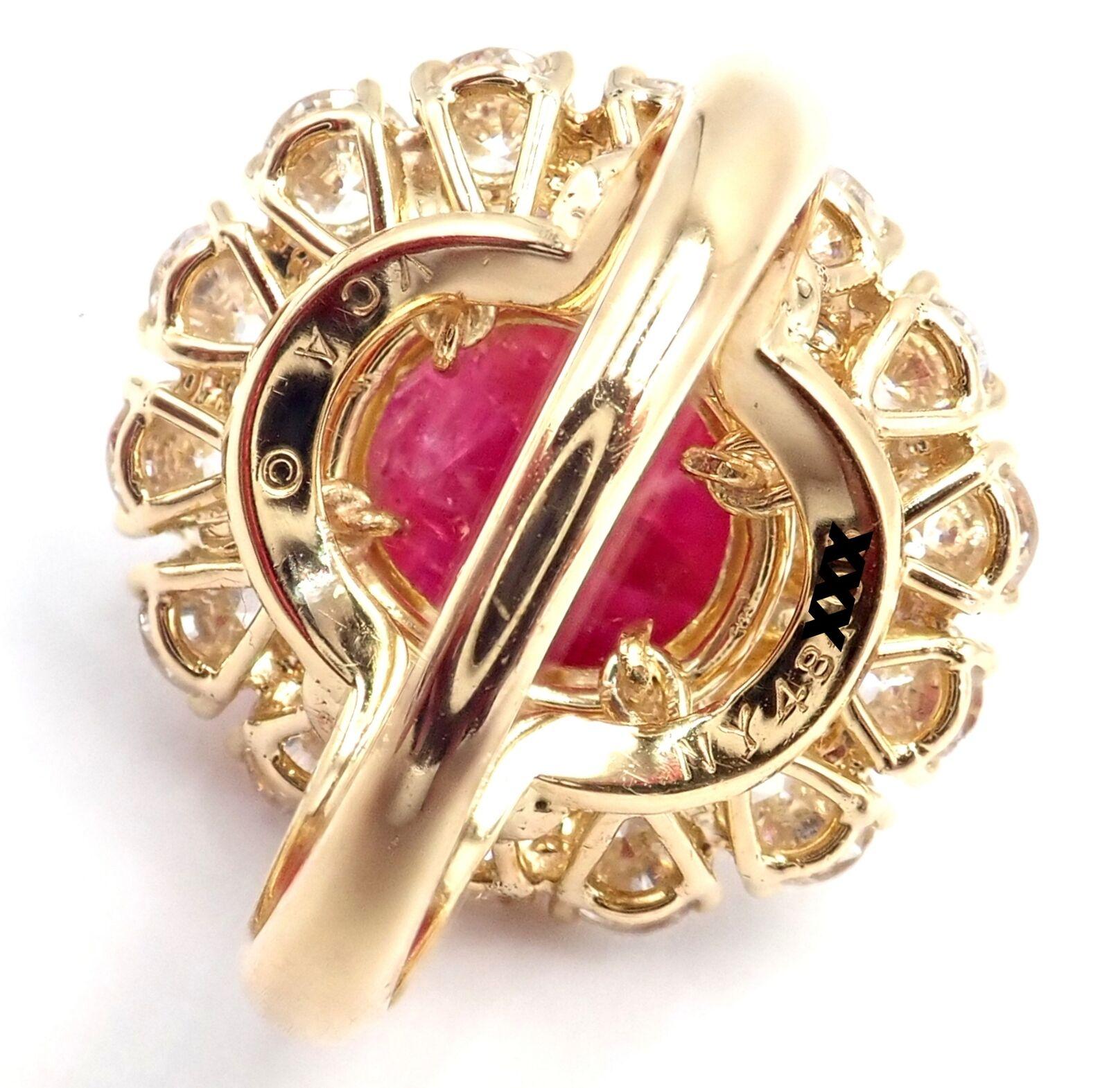 Van Cleef & Arpels Large Oval Cabochon Ruby Diamond Yellow Gold Ring For Sale 2