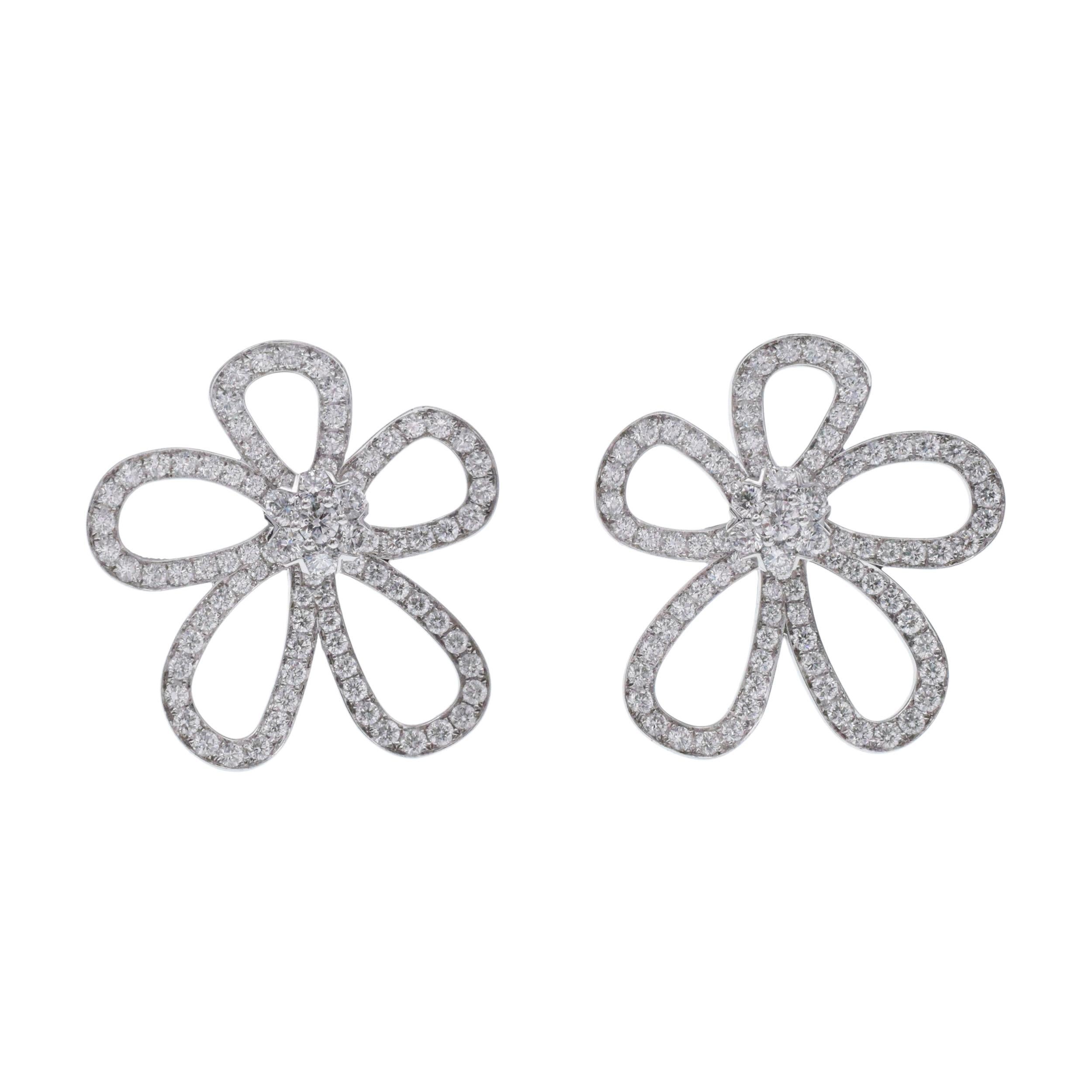 Women's Van Cleef & Arpels (large size) Flower-lace Diamond Earrings.