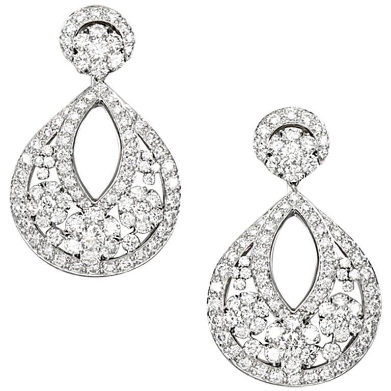  Van Cleef & Arpels Large "Snowflake" Earrings For Sale