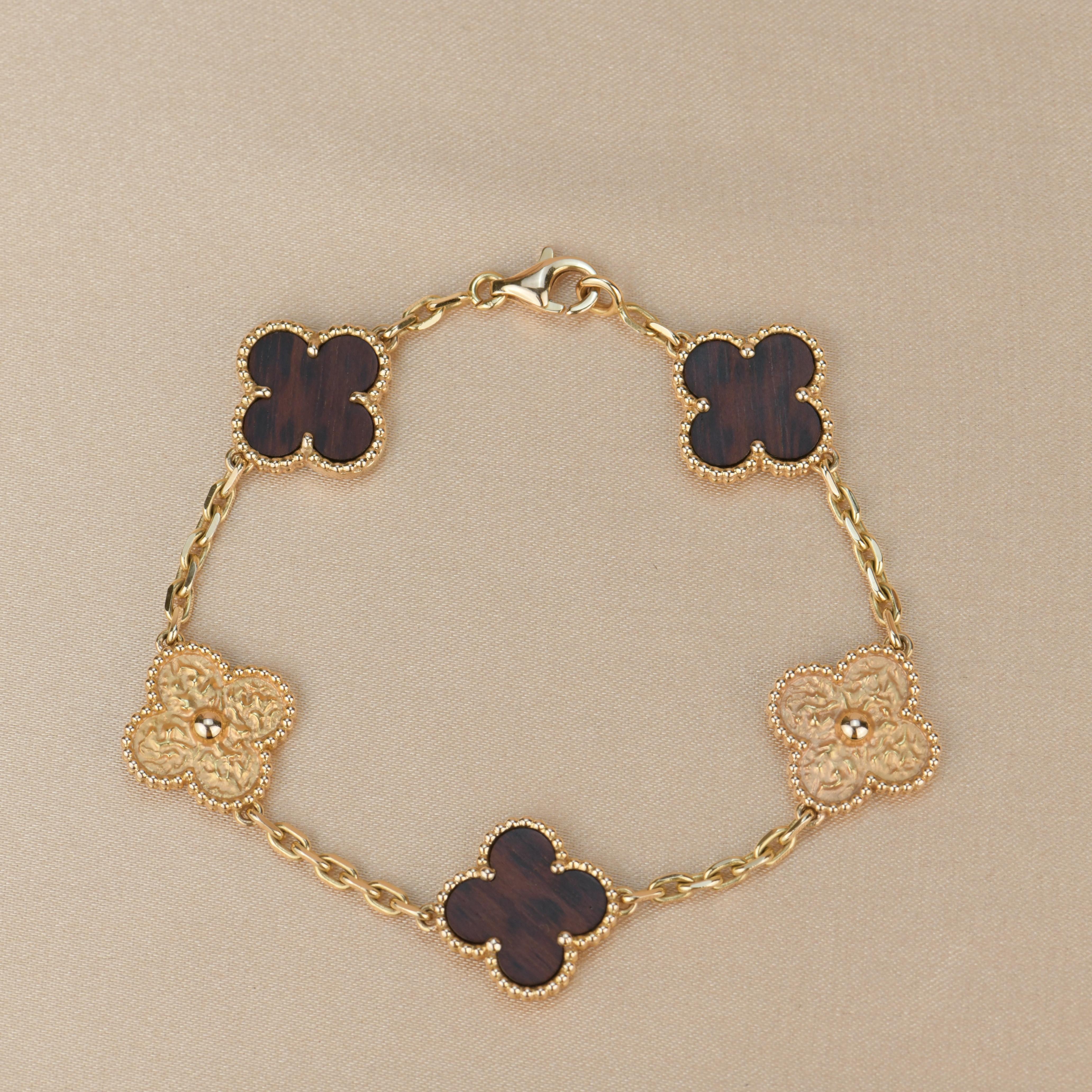 This is a truly rare limited edition from Van Cleef Arpels's most iconic collection 