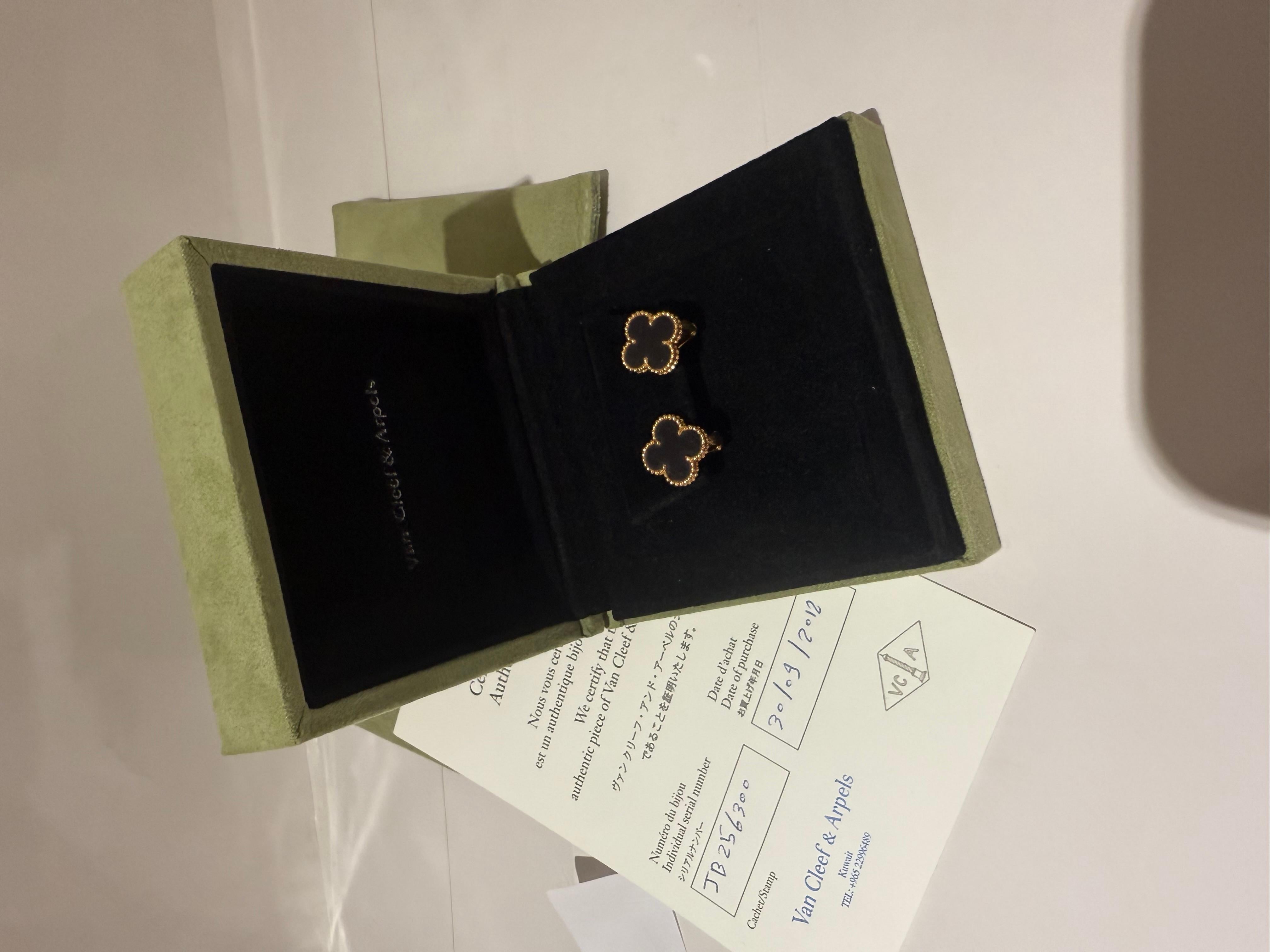 Van Cleef & Arpels  Letterwood and 18k Rose Gold Vintage Alhambra Earrings For Sale 1