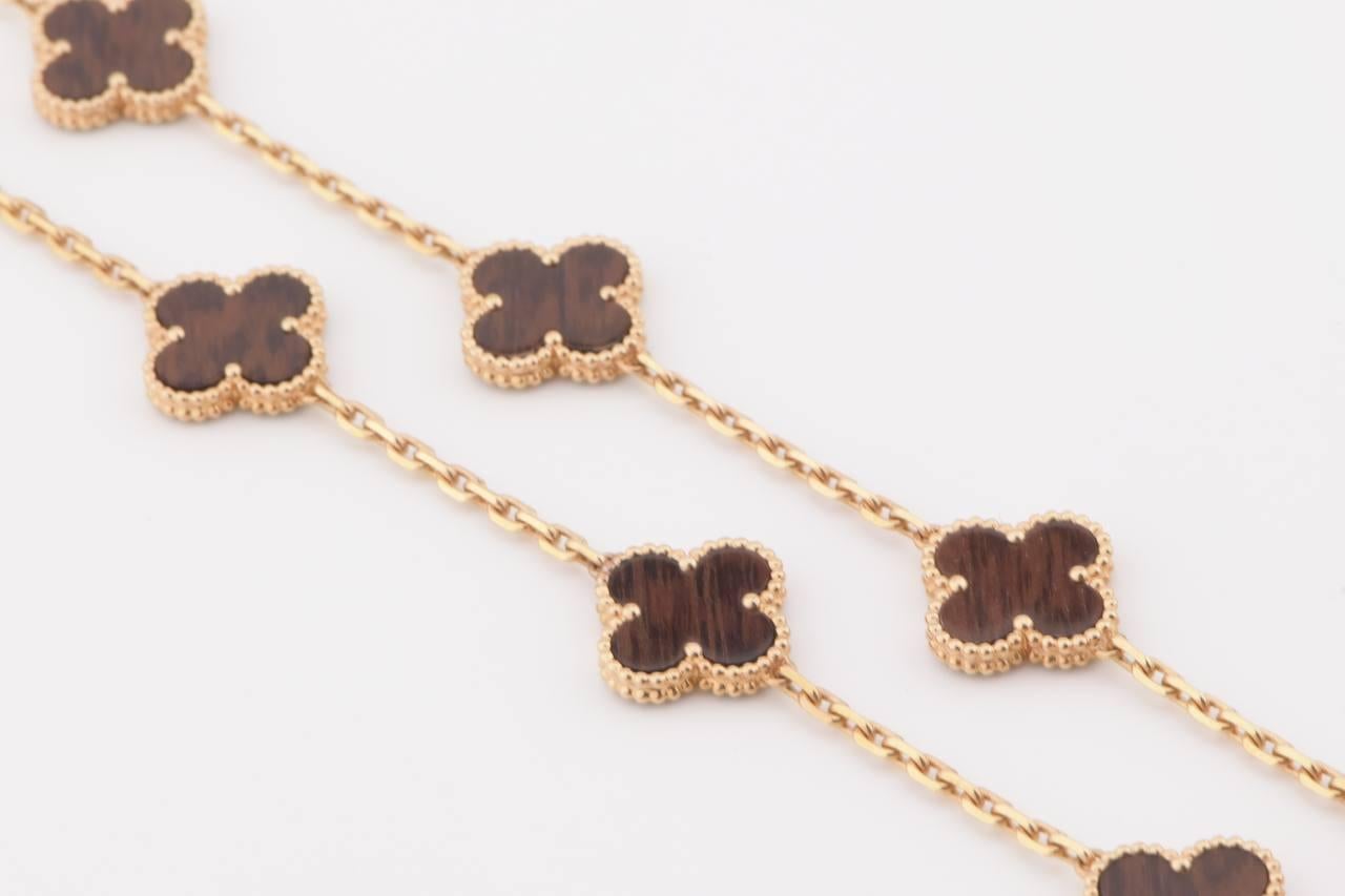 20 motif van cleef necklace