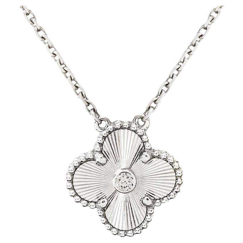 Van Cleef & Arpels Edizione Limitata 2020 Oro Bianco Diamante Guilloche Vintage Alh in vendita