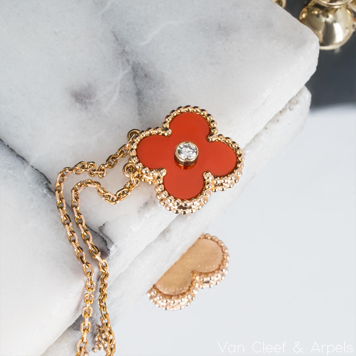 Van Cleef & Arpels Limited Edition Carnelian Vintage Alhambra Holiday Pendant In Excellent Condition In London, GB