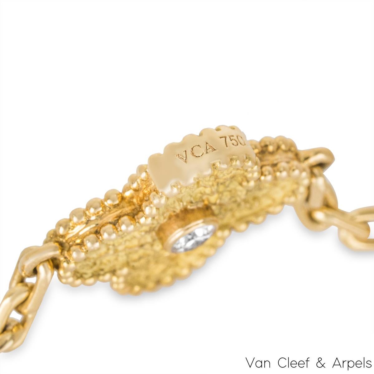 10 motif van cleef necklace gold