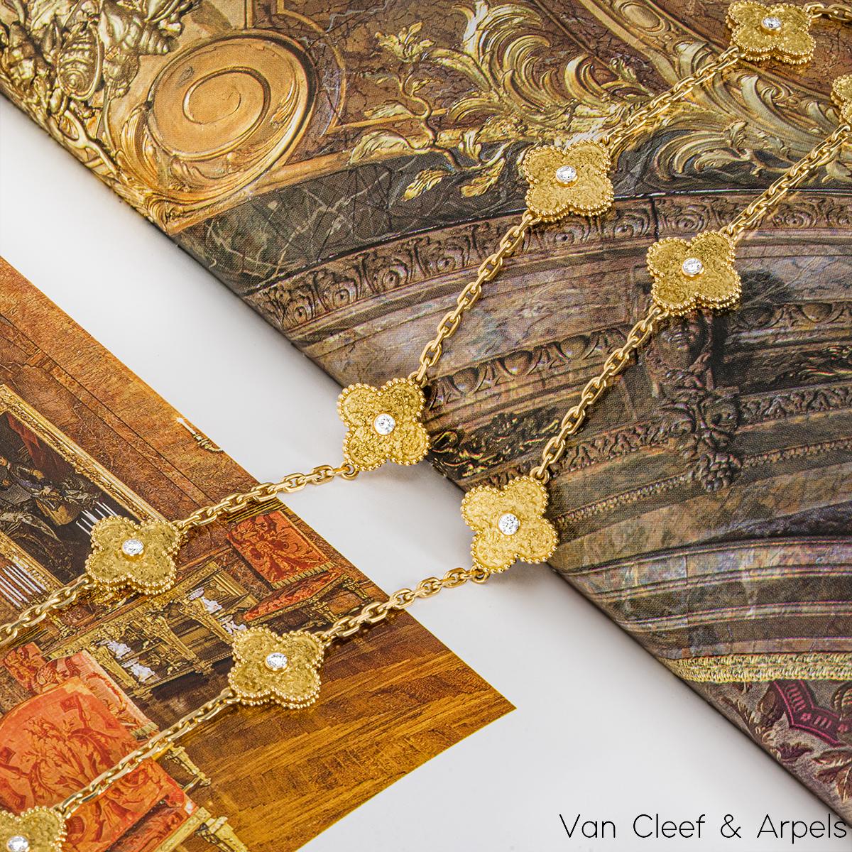 Van Cleef & Arpels Limited Edition Yellow Gold Diamond Vintage Alhambra 10 Motif In Excellent Condition In London, GB