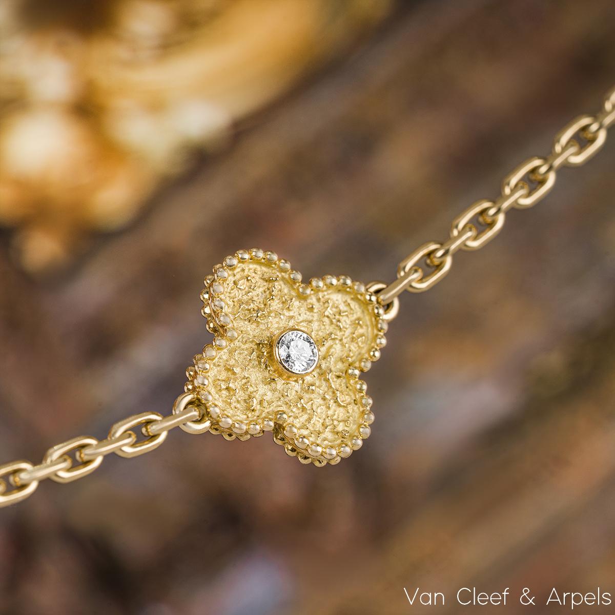 Women's Van Cleef & Arpels Limited Edition Yellow Gold Diamond Vintage Alhambra 10 Motif