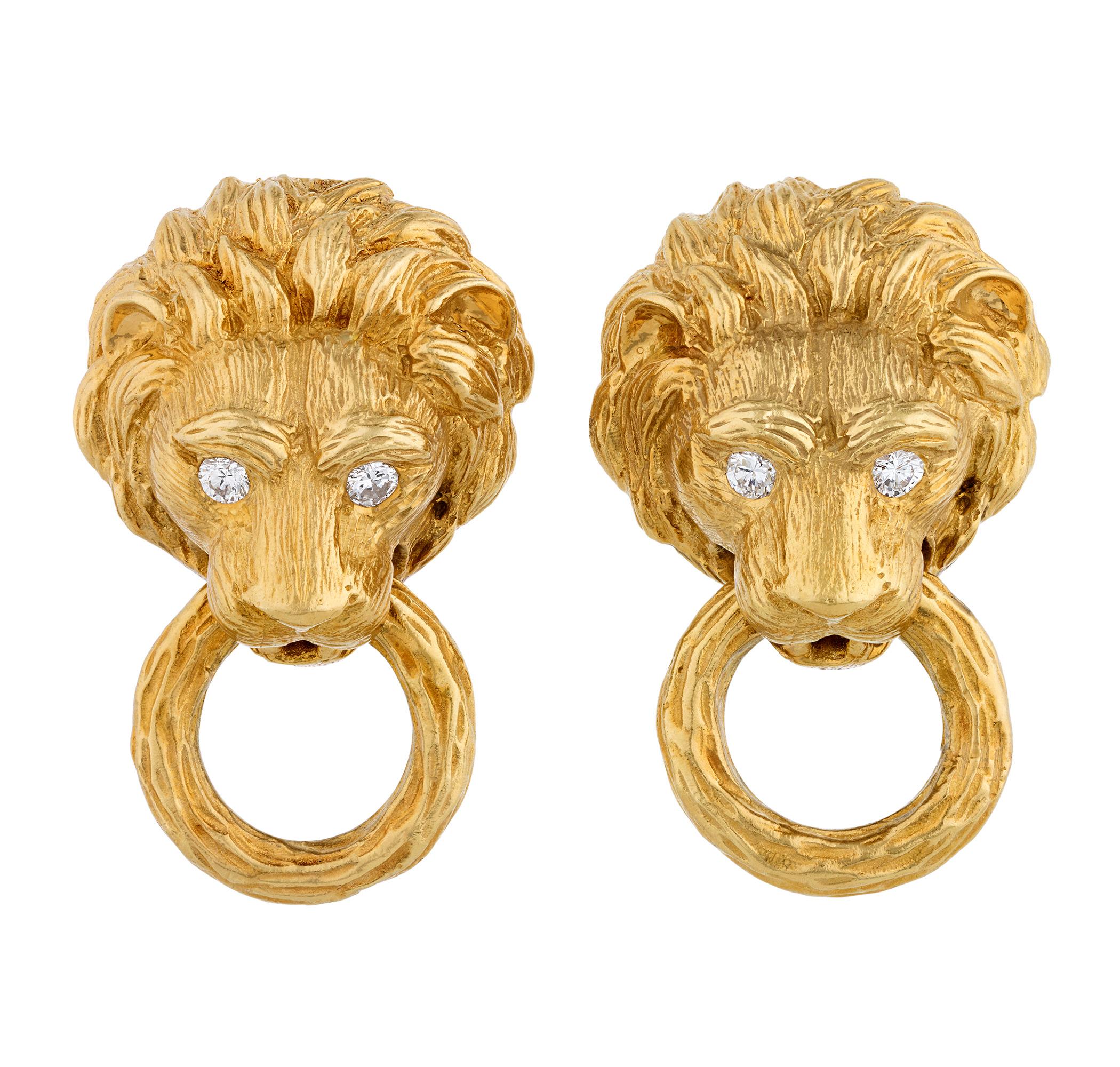 Brilliant Cut Van Cleef & Arpels Lion Earrings and Brooch Set, 2.10 carats For Sale