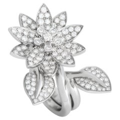 Van Cleef & Arpels Lotus Ring aus 18 Karat Weißgold mit 2,14 Karat Diamanten