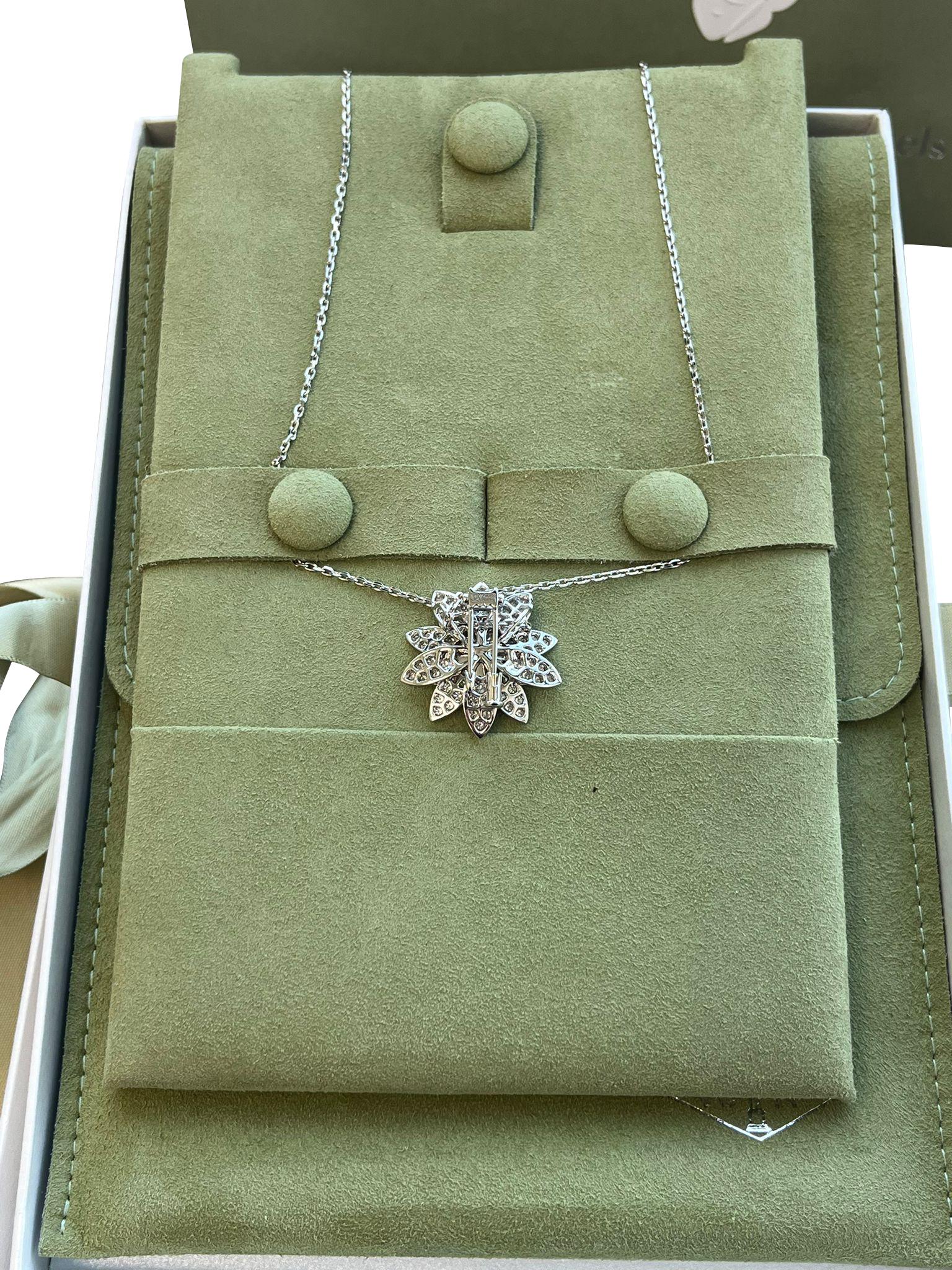 Women's Van Cleef & Arpels Lotus Clip Pendant Medium Model In 18K White Gold For Sale
