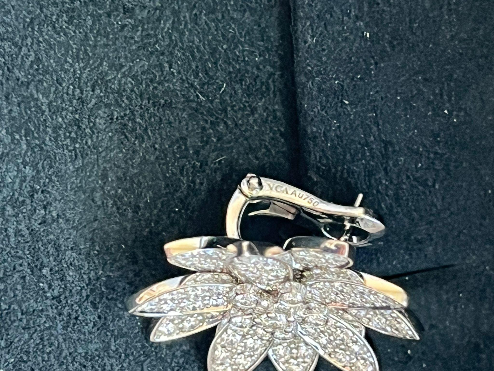 Van Cleef & Arpels Lotus Earrings Medium Model in 18K White Gold For Sale 6