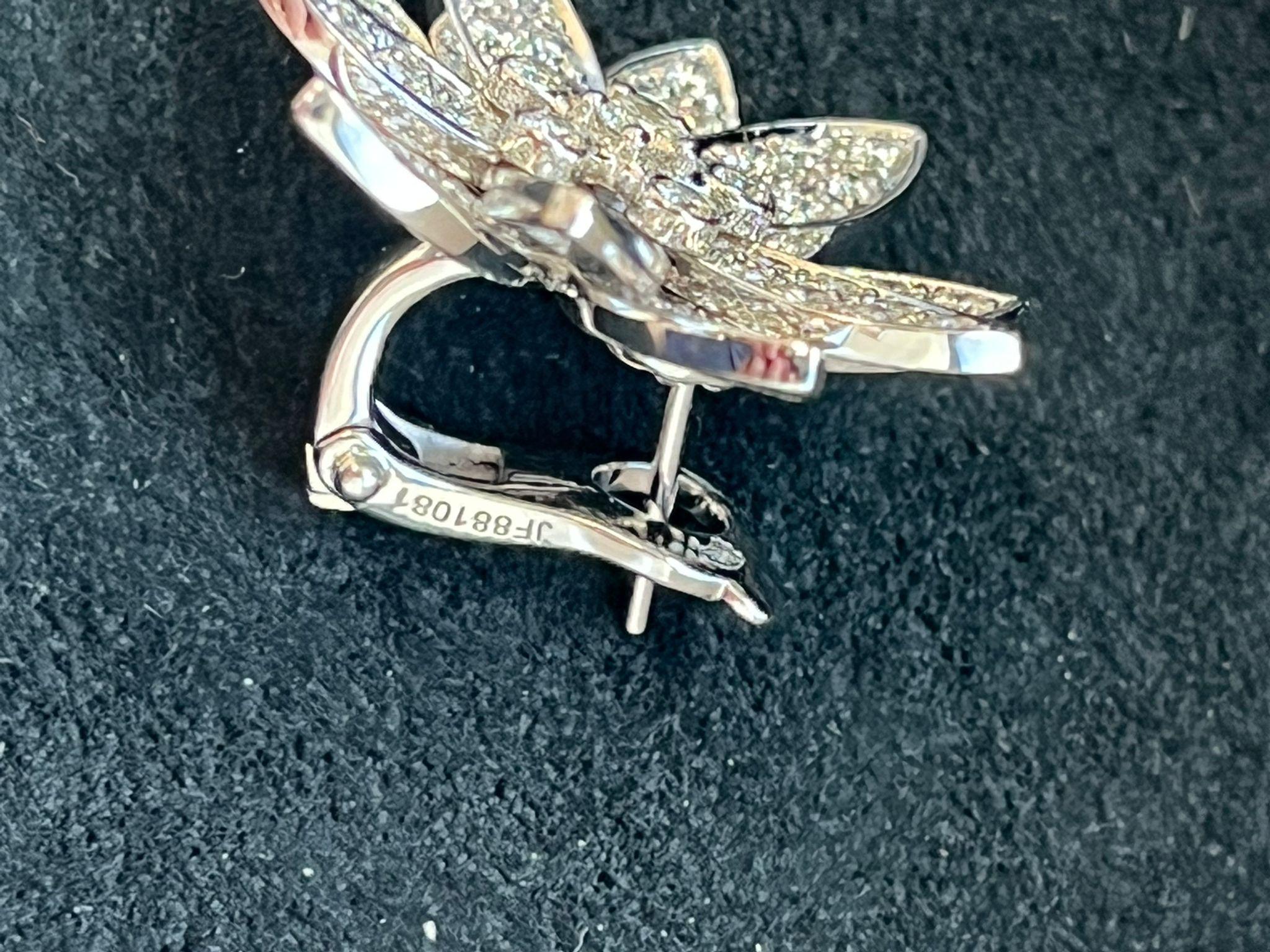Van Cleef & Arpels Lotus Earrings Medium Model in 18K White Gold For Sale 8