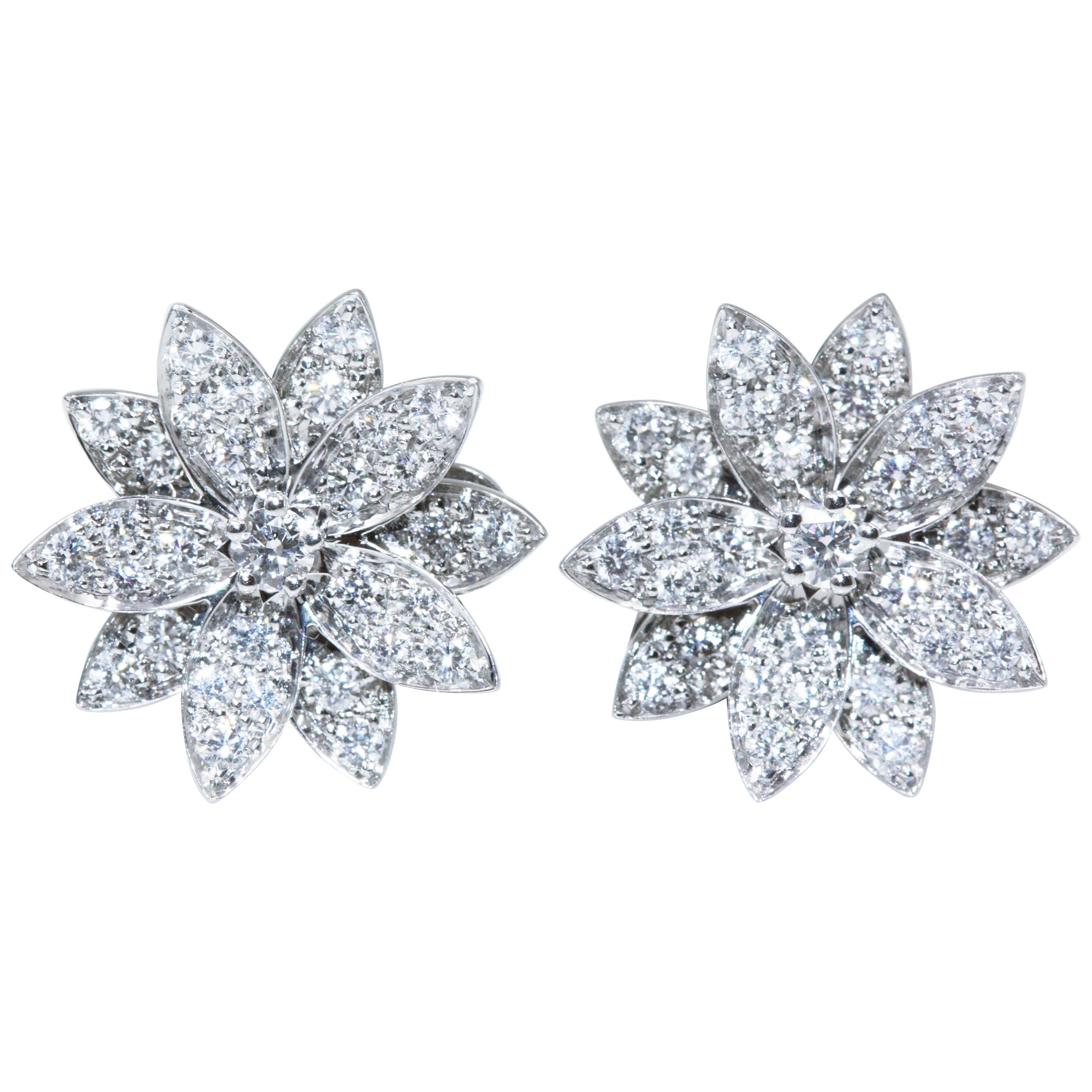 Van Cleef & Arpels Lotus Earrings, Small Model White Gold, Diamond For Sale