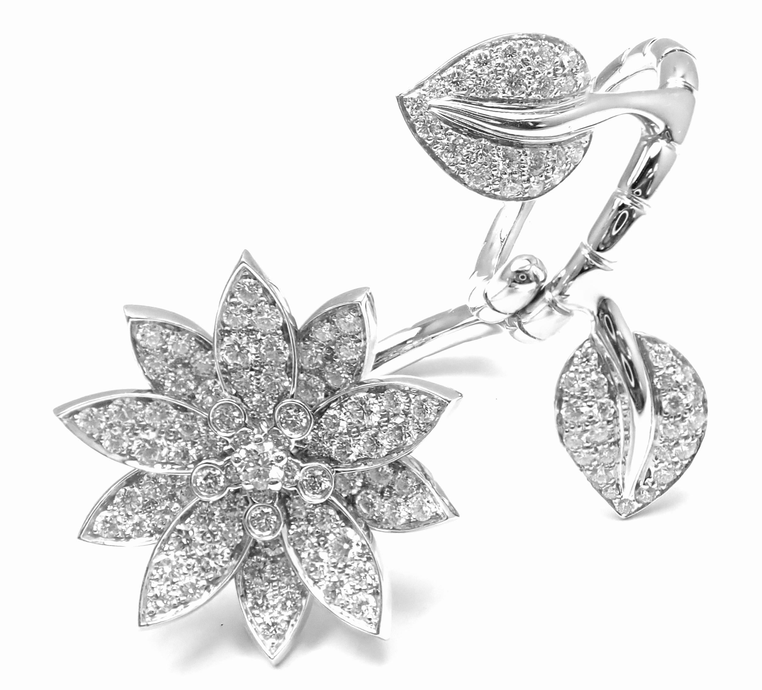 Women's or Men's Van Cleef & Arpels Lotus Flower Diamond White Gold Between the Finger Ring