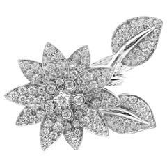 Van Cleef & Arpels Lotus Flower Diamond White Gold Between the Finger Ring