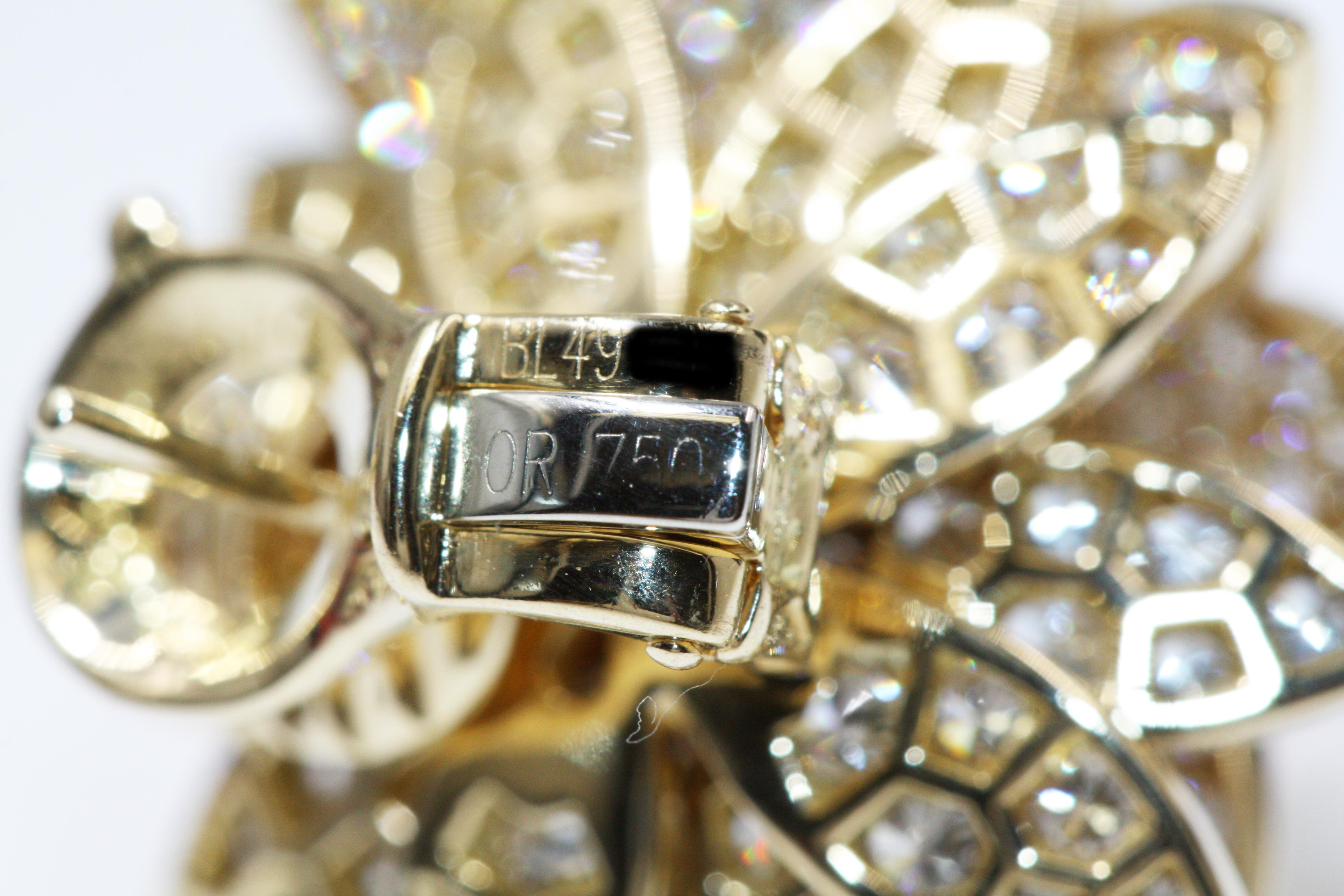 Van Cleef & Arpels Lotus Medium Model Rose Gold with Diamond Earrings For Sale 1
