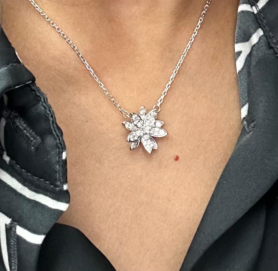 Women's Van Cleef & Arpels Lotus Pendant small model 18k WG diamond necklace