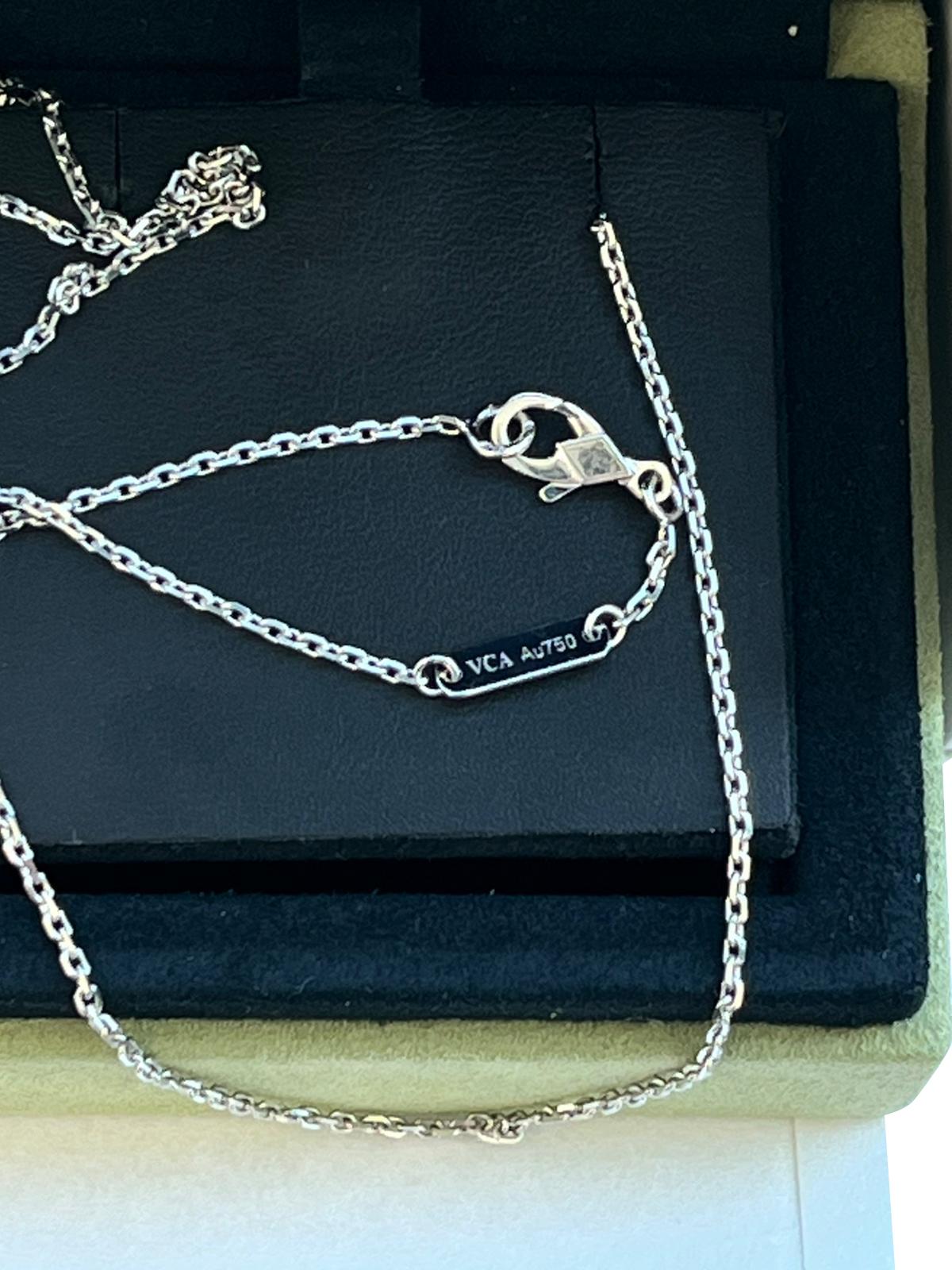 Van Cleef & Arpels Lotus Pendant Small Model In 18K White Gold For Sale 6