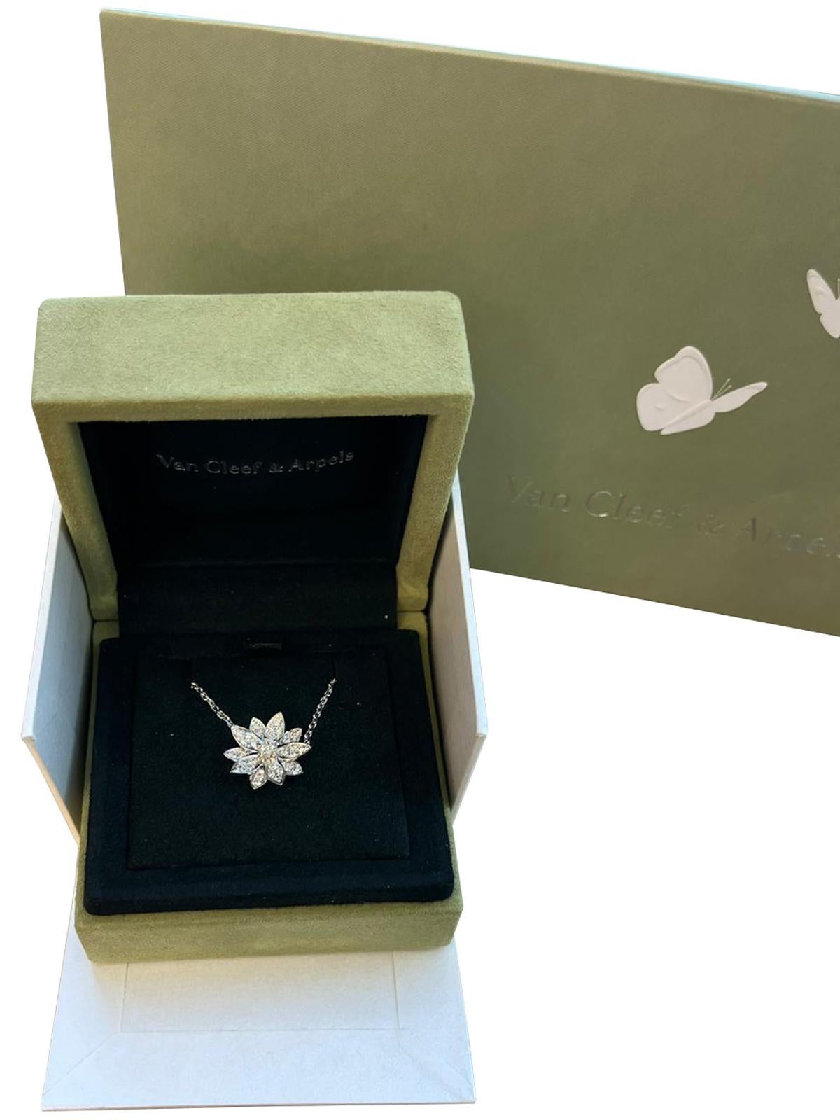 Van Cleef & Arpels Lotus Pendant Small Model In 18K White Gold For Sale 1
