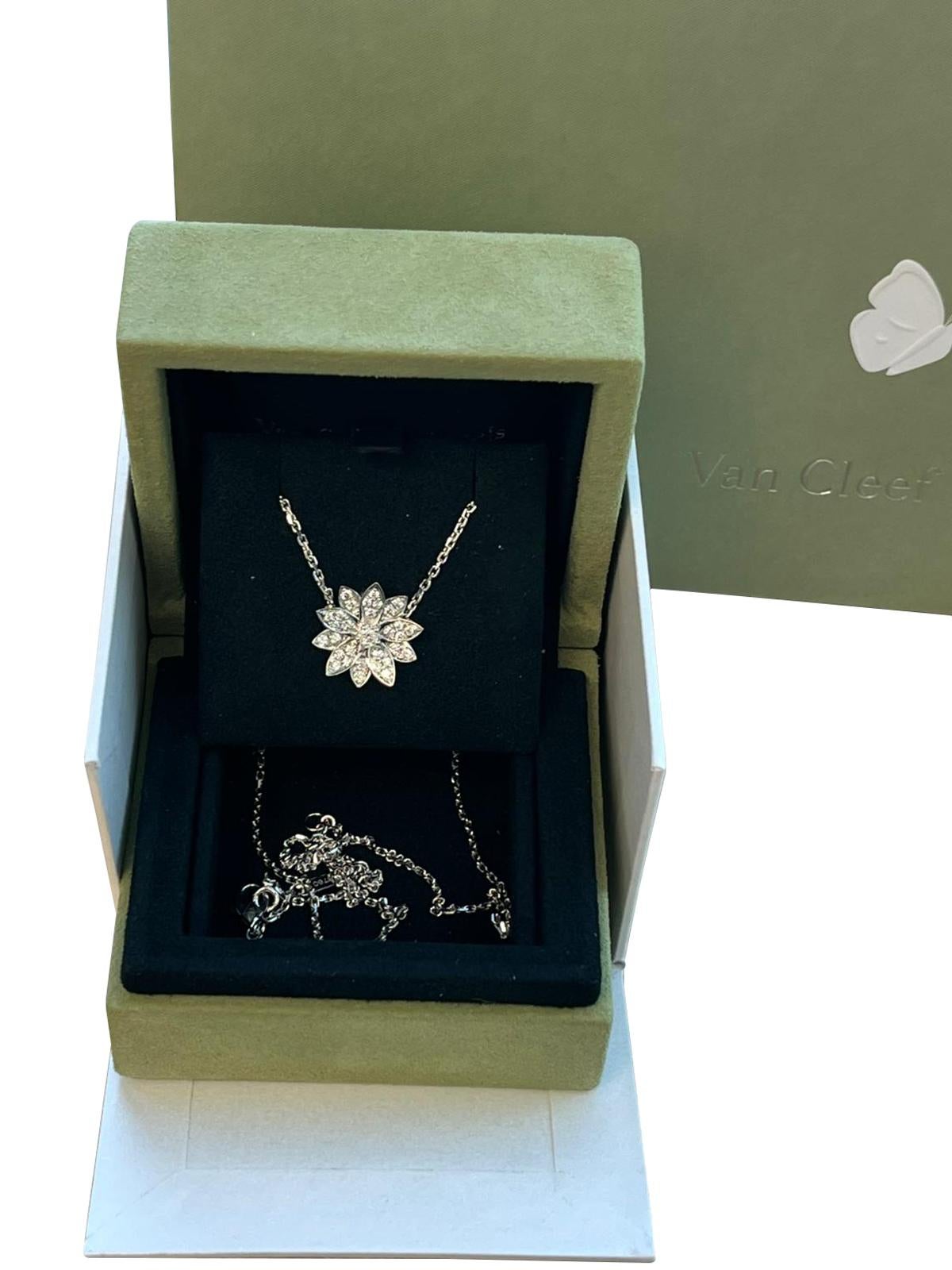 Van Cleef & Arpels Lotus Pendant Small Model In 18K White Gold For Sale 2