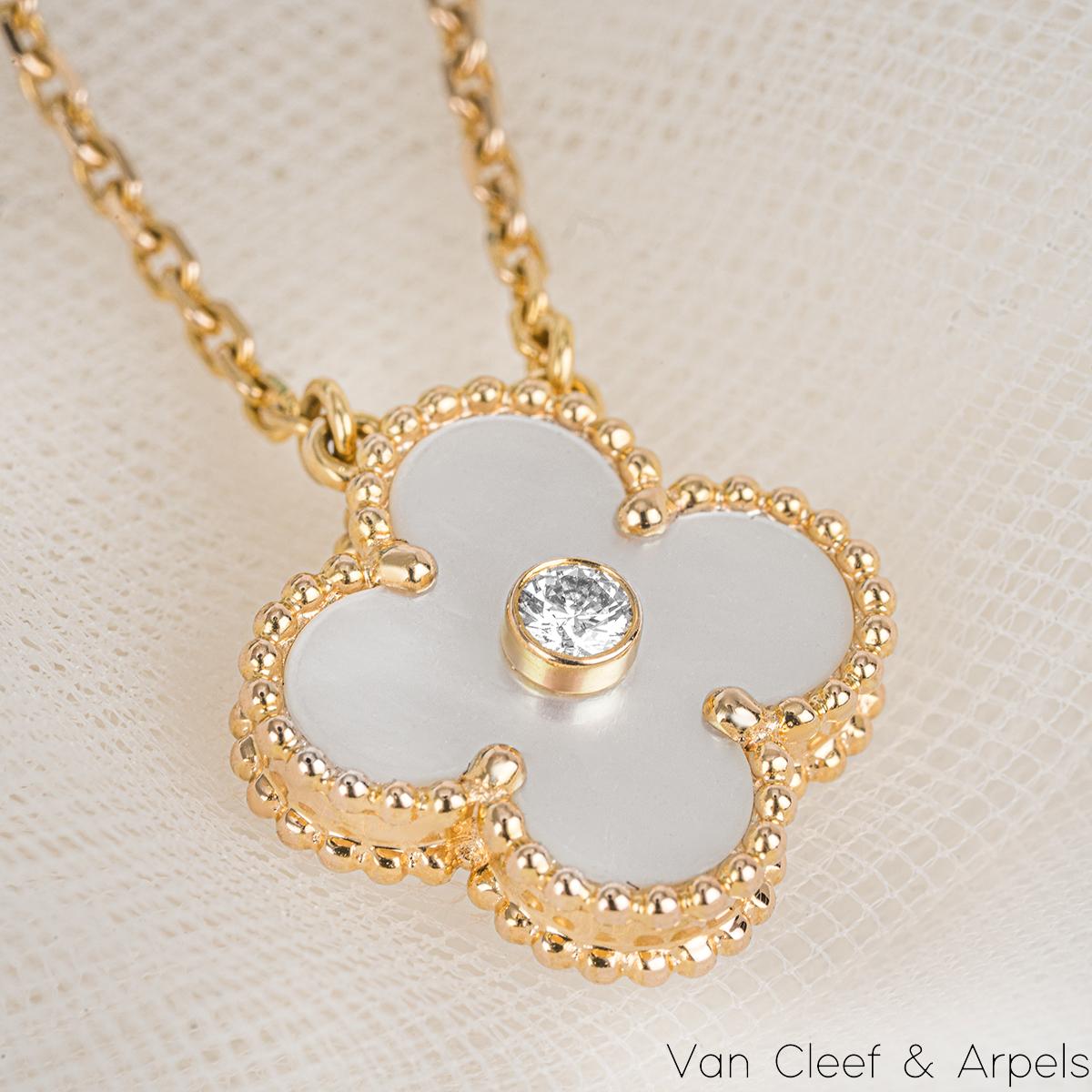 Van Cleef & Arpels Ltd Ed Mother of Pearl Vintage Alhambra Holiday Pendant In Excellent Condition In London, GB