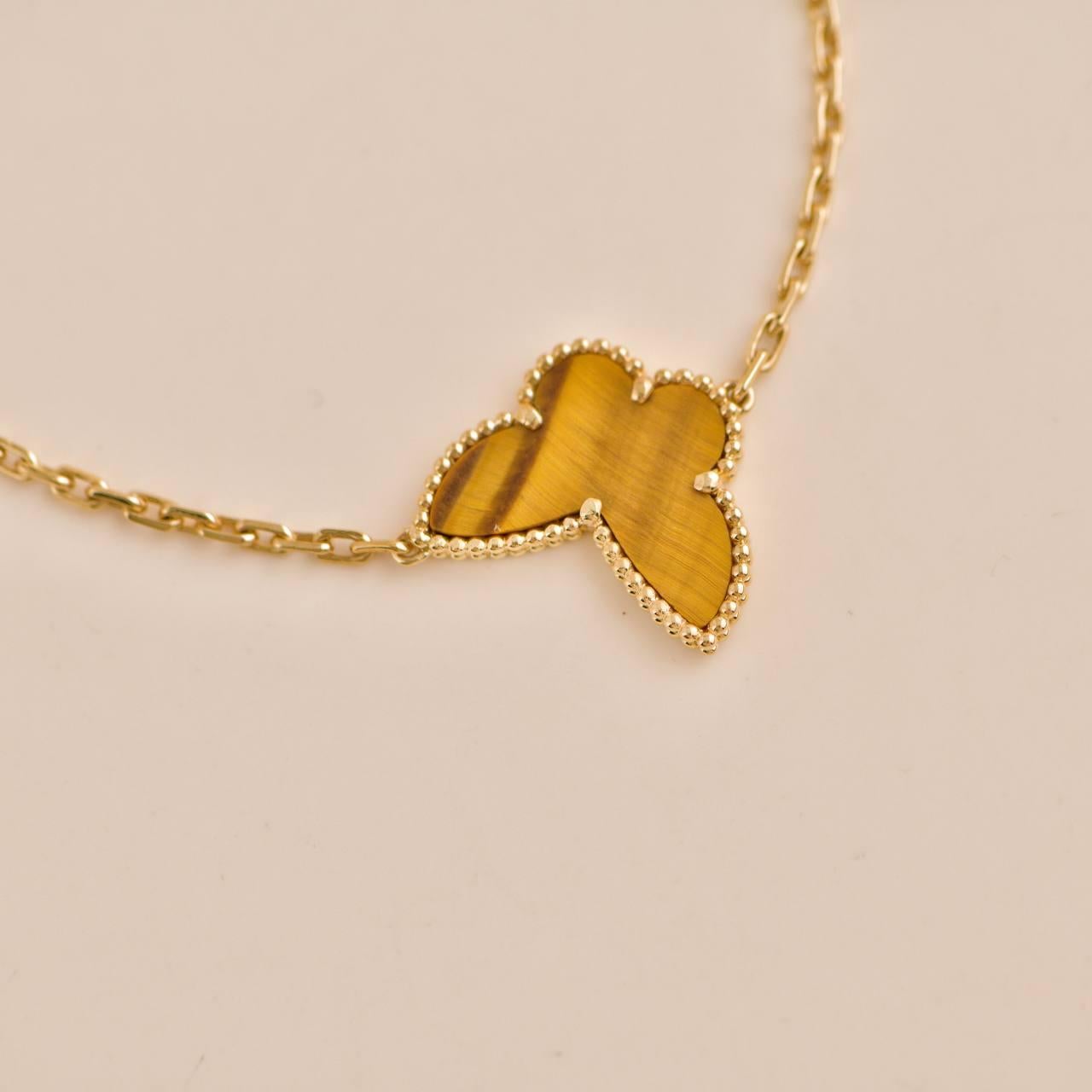 Women's or Men's Van Cleef & Arpels Lucky Alhambra 4 Motifs 18k Yellow Gold Bracelet