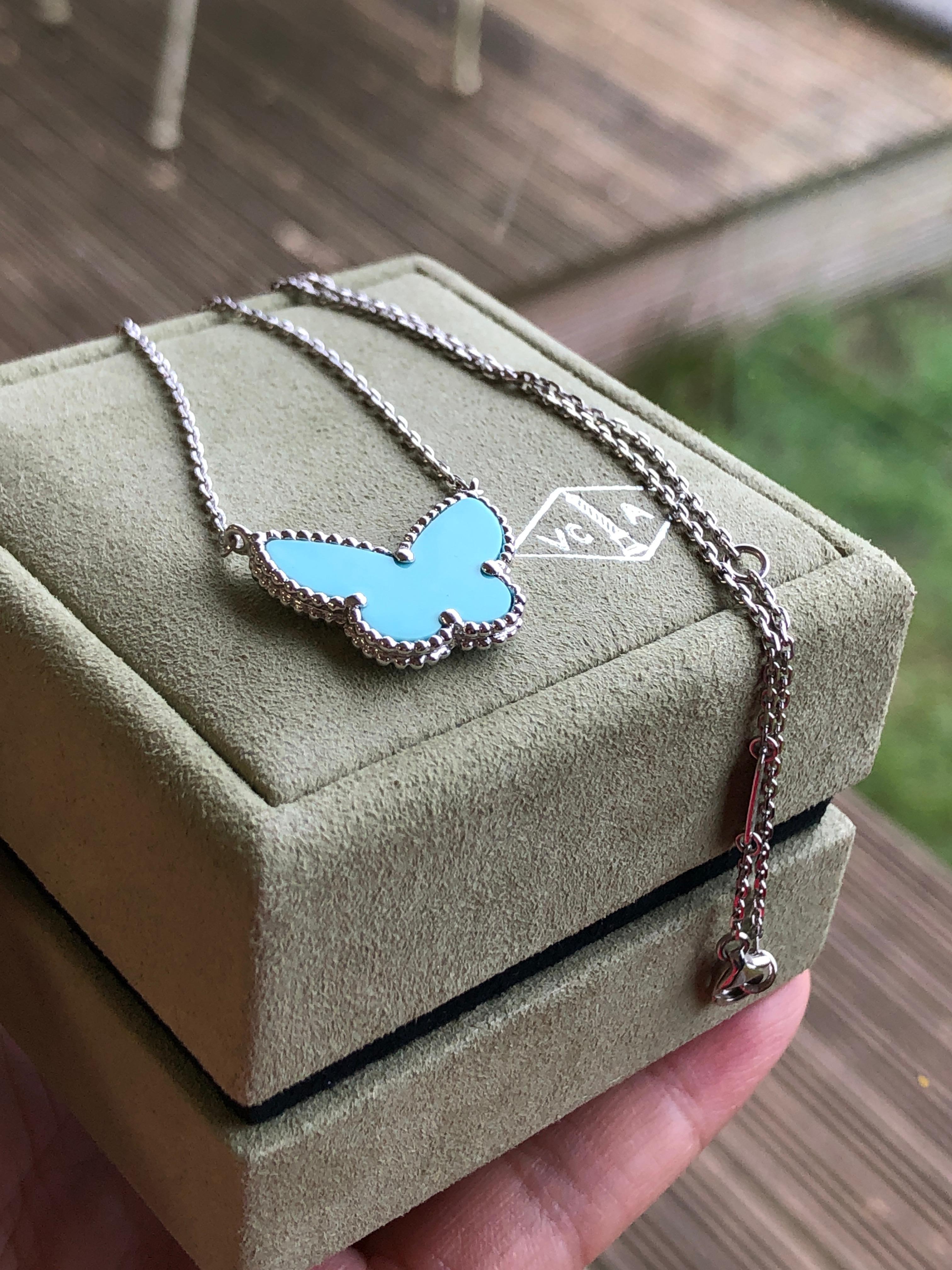 Women's or Men's Van Cleef & Arpels Lucky Alhambra Big Turquoise Butterfly Pendant Necklace