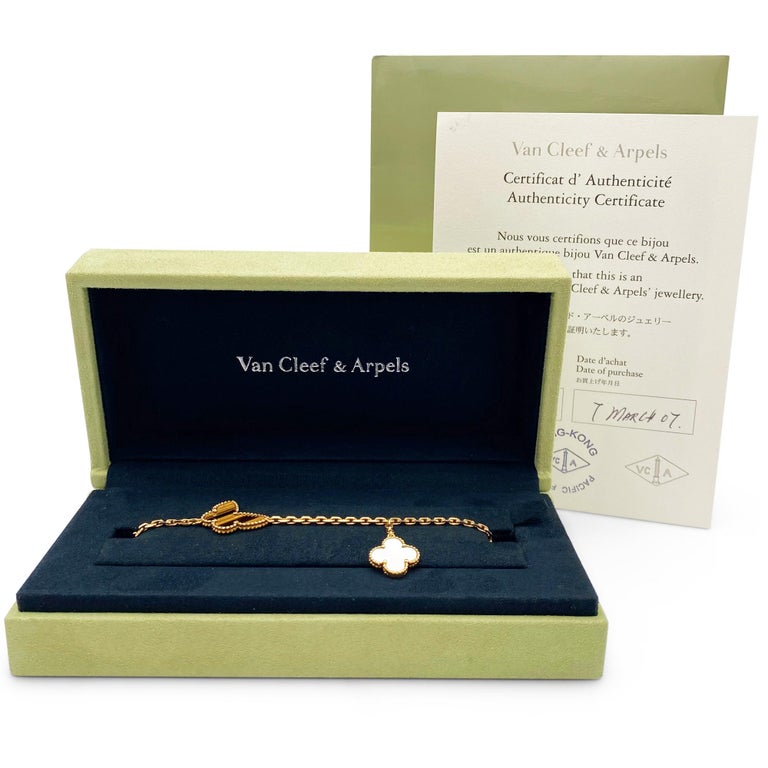 Van Cleef & Arpels 'Lucky Alhambra' Bracelet For Sale 5