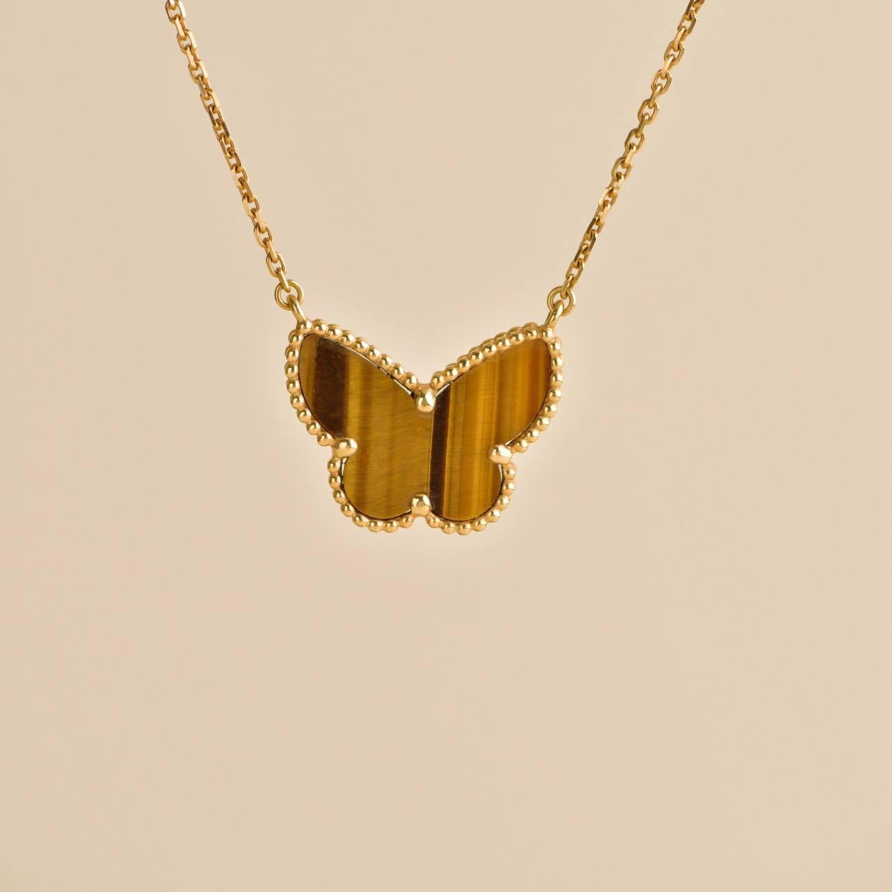 Van Cleef & Arpels Lucky Alhambra Butterfly Tiger Eye Yellow Gold Pendant Neckla 3