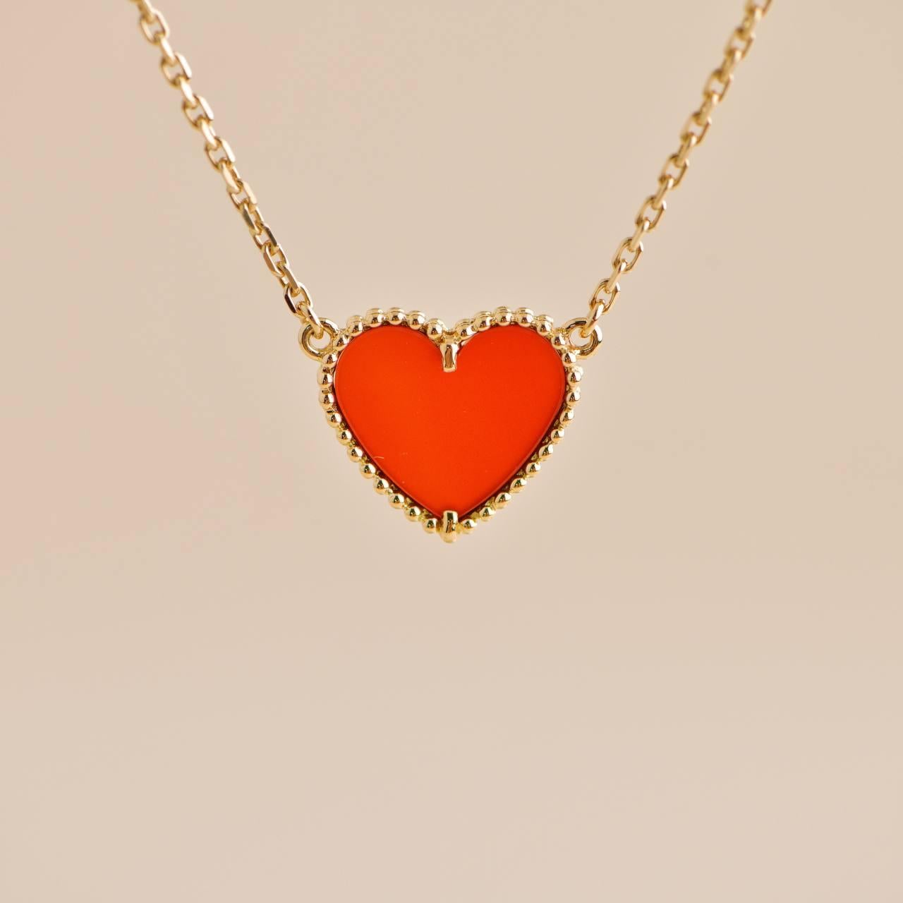 vca heart pendant