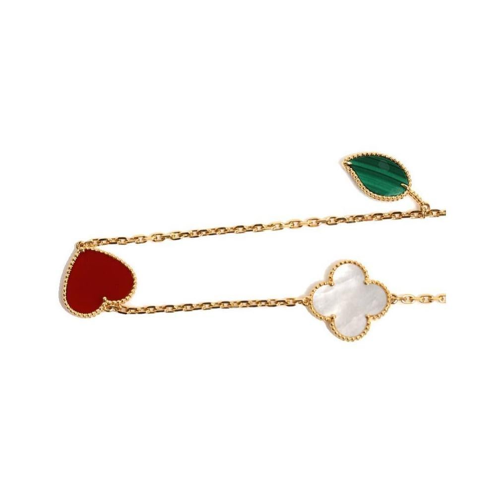 Lucky Alhambra long necklace, 12 motifs
Yellow gold, Mother-of-pearl, Malachite, Tiger Eye, Carnelian
One of Van Cleef & Arpels' favorite themes, nature has inspired the Lucky Alhambra(R) jewelry creations since 2006. Symbols like hearts,