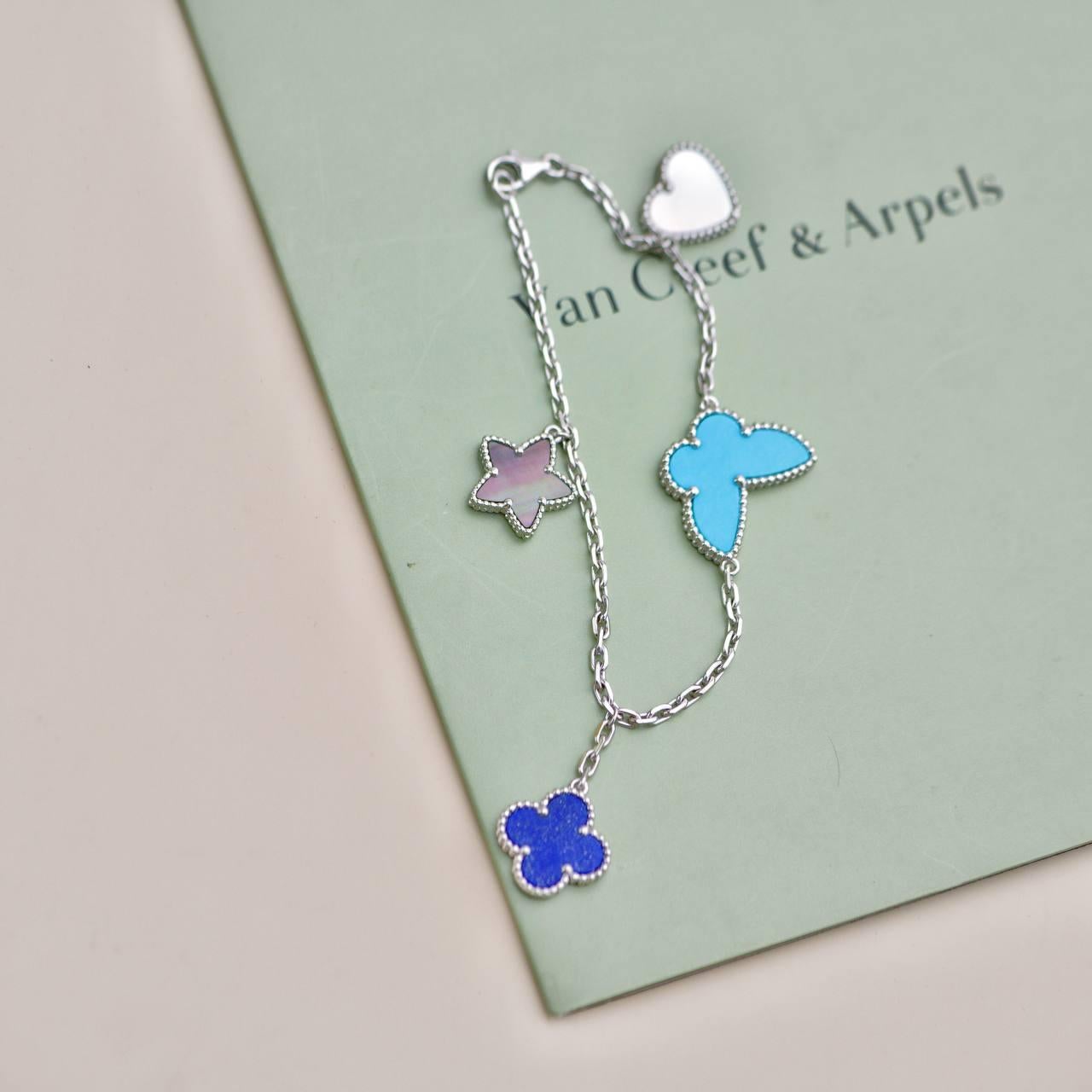 Femenino o masculino Van Cleef & Arpels Alhambra de la suerte Turquesa Perla Lapislázuli Pulsera de oro de 18 quilates en venta