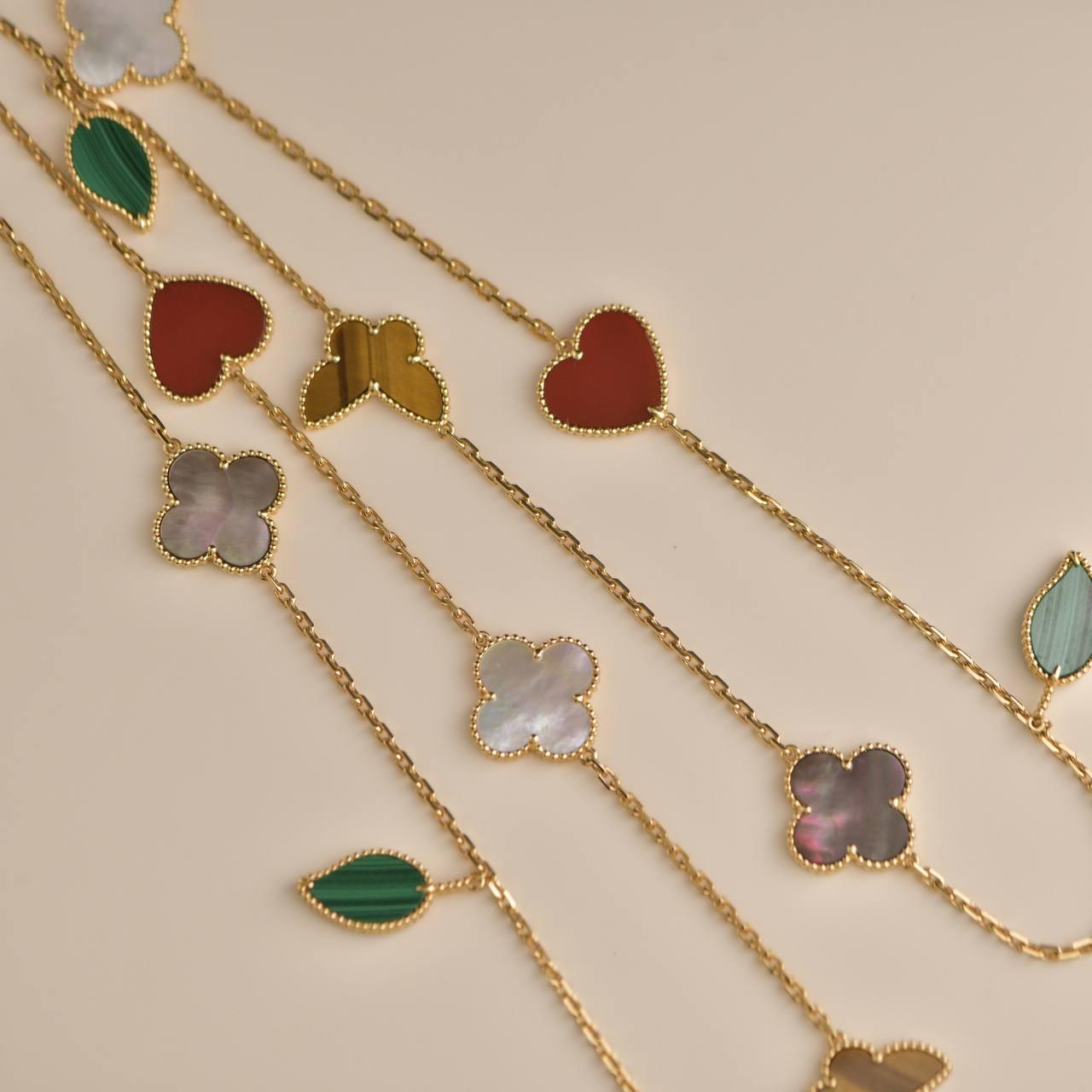 Women's or Men's Van Cleef & Arpels Lucky Alhambra Yellow Gold Long Necklace