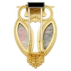 Van Cleef & Arpels Lucky Animals Owl White & Gray Pearl 18K Gold Pin Brooch