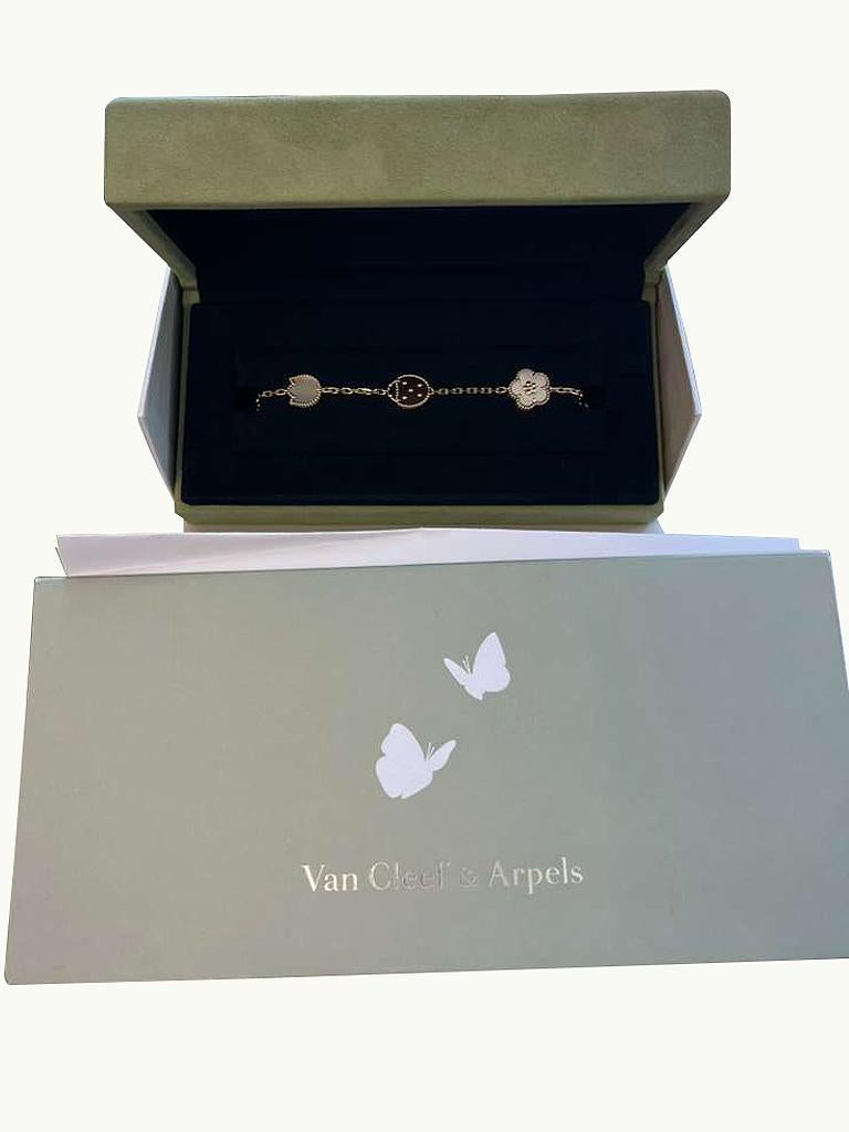Van Cleef & Arpels Bracciale Primavera Fortunata MOP Corniola Onice 5 Motivi Oro Rosa In condizioni Nuovo in vendita a Aventura, FL