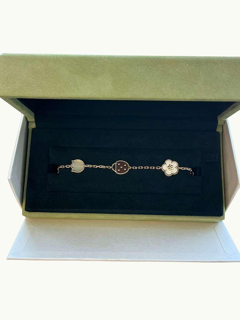 Van Cleef & Arpels Bracciale Primavera Fortunata MOP Corniola Onice 5 Motivi Oro Rosa in vendita 1