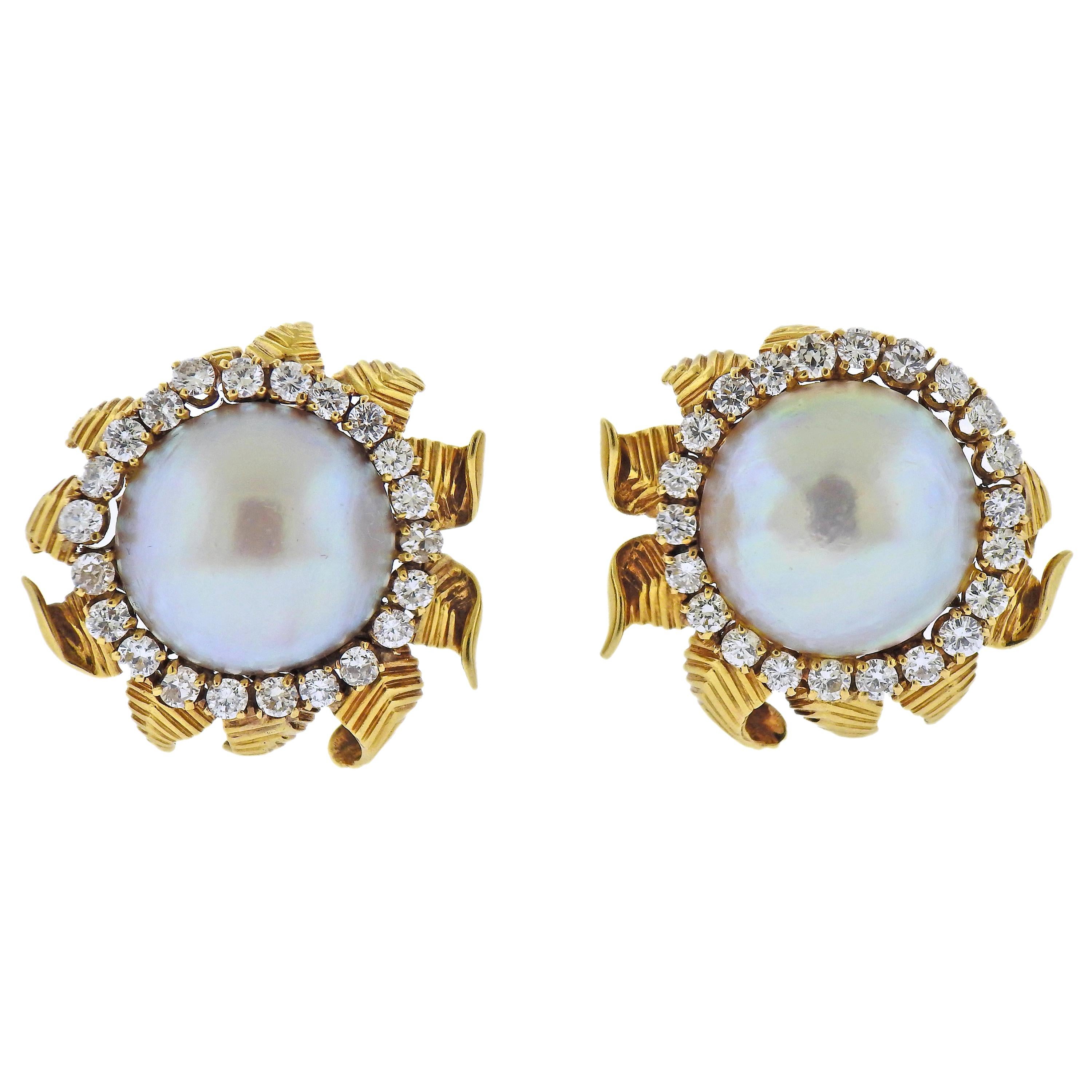 Van Cleef & Arpels Mabe Pearl Diamond Gold Flower Earrings