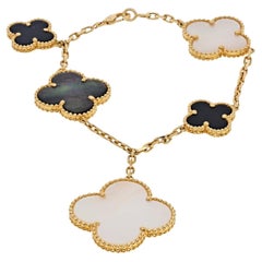 Van Cleef & Arpels Bracelet Alhambra à motif Magic 5