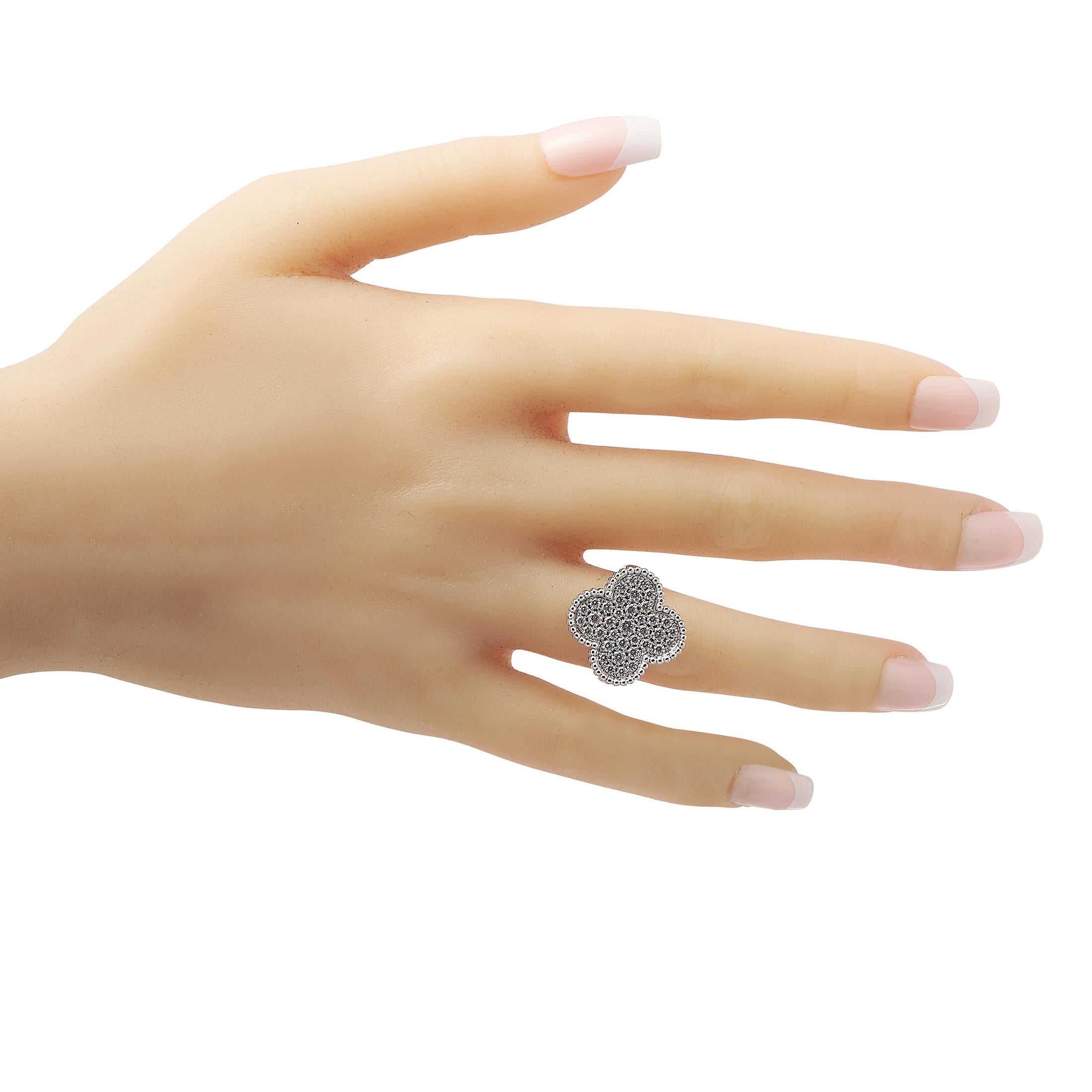 Van Cleef & Arpels Magic Alhambra 1,07 Karat Diamantring im Zustand „Hervorragend“ in Southampton, PA