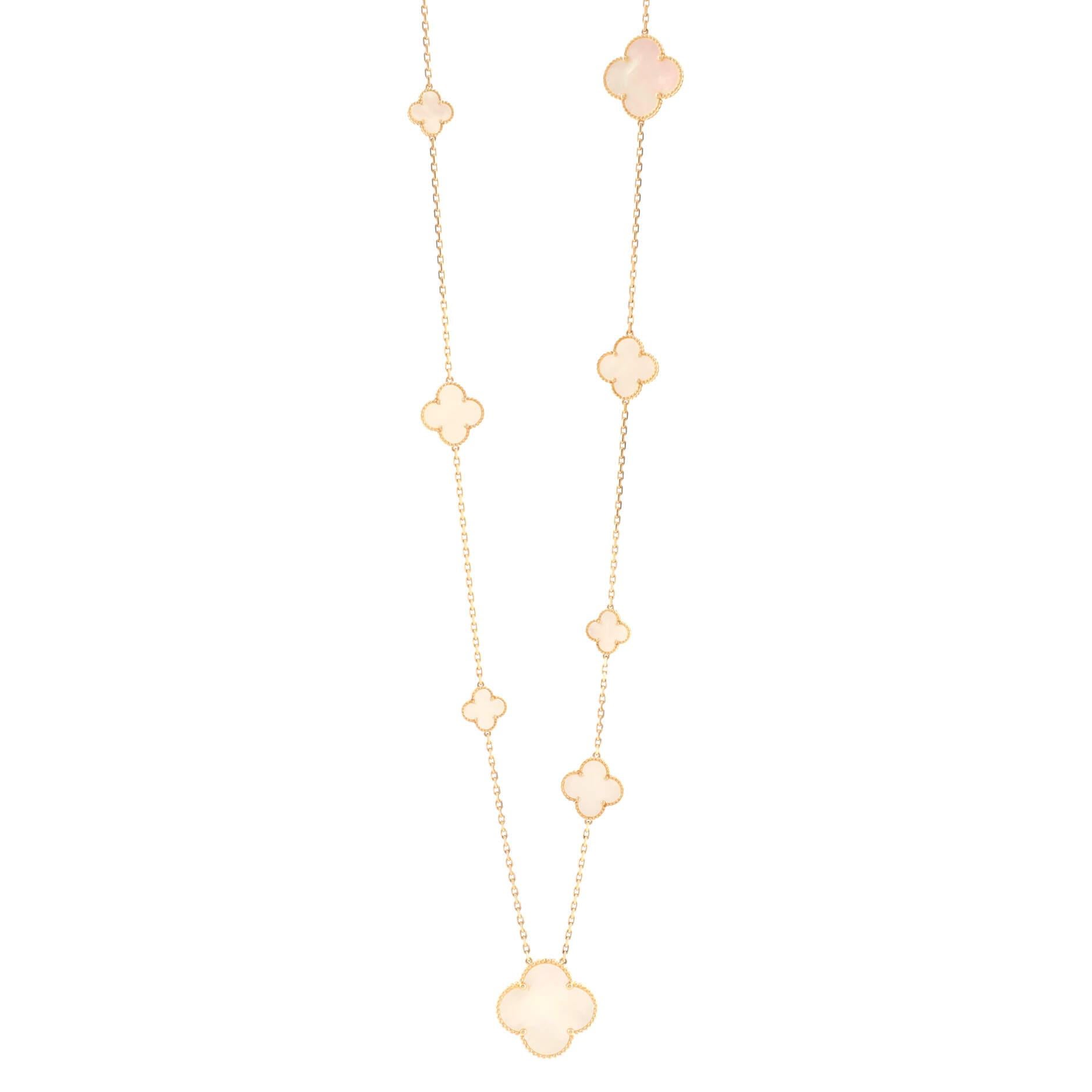 Van Cleef & Arpels Magic Alhambra Lange Halskette aus 18 Karat Gelbgold mit 11 Motiven im Zustand „Gut“ in New York, NY