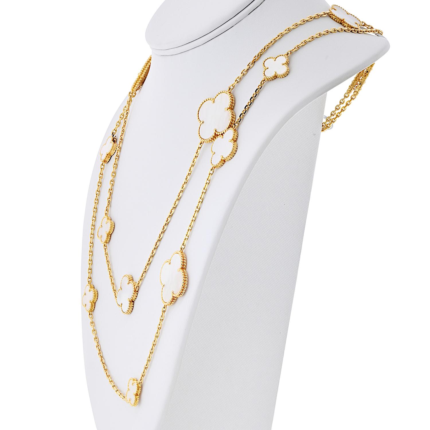 Van Cleef & Arpels Magic Alhambra 16 Motiv Perlmutter Halskette Damen im Angebot