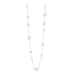 Van Cleef & Arpels Collier en nacre à 16 motifs Magic Alhambra