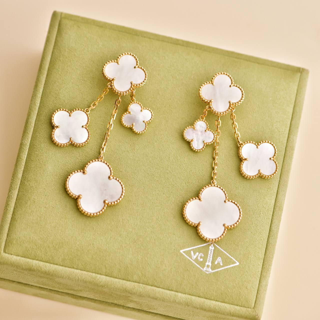 Femenino o masculino Van Cleef & Arpels Alhambra Mágica 4 Motivos Madreperla Oro Amarillo 18K
