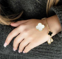 Van Cleef & Arpels Magic Alhambra 5 Motif Bracelet VCARD78700