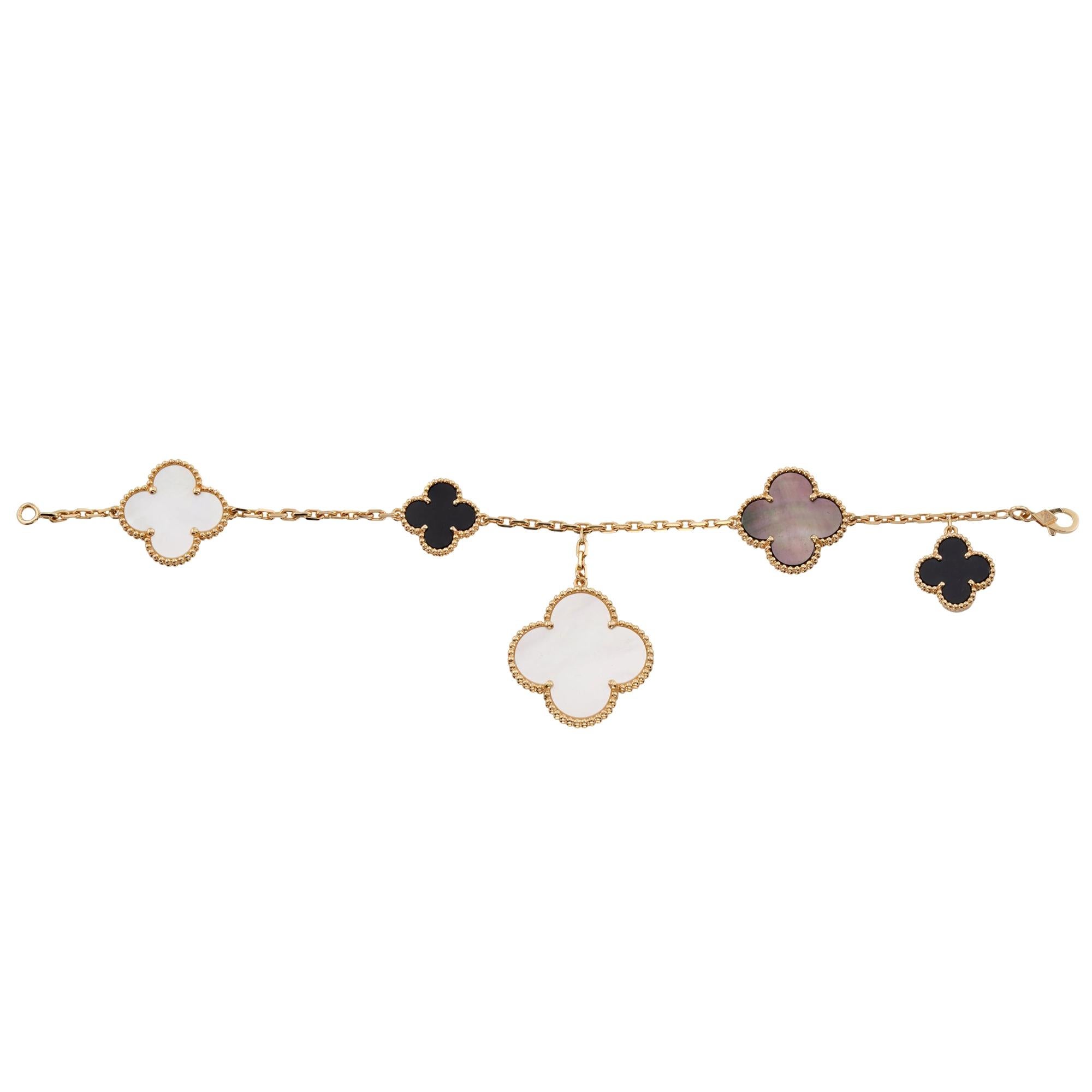Women's or Men's VAN CLEEF & ARPELS Magic Alhambra 5 Motif Onyx MOP Yellow Gold Bracelet For Sale